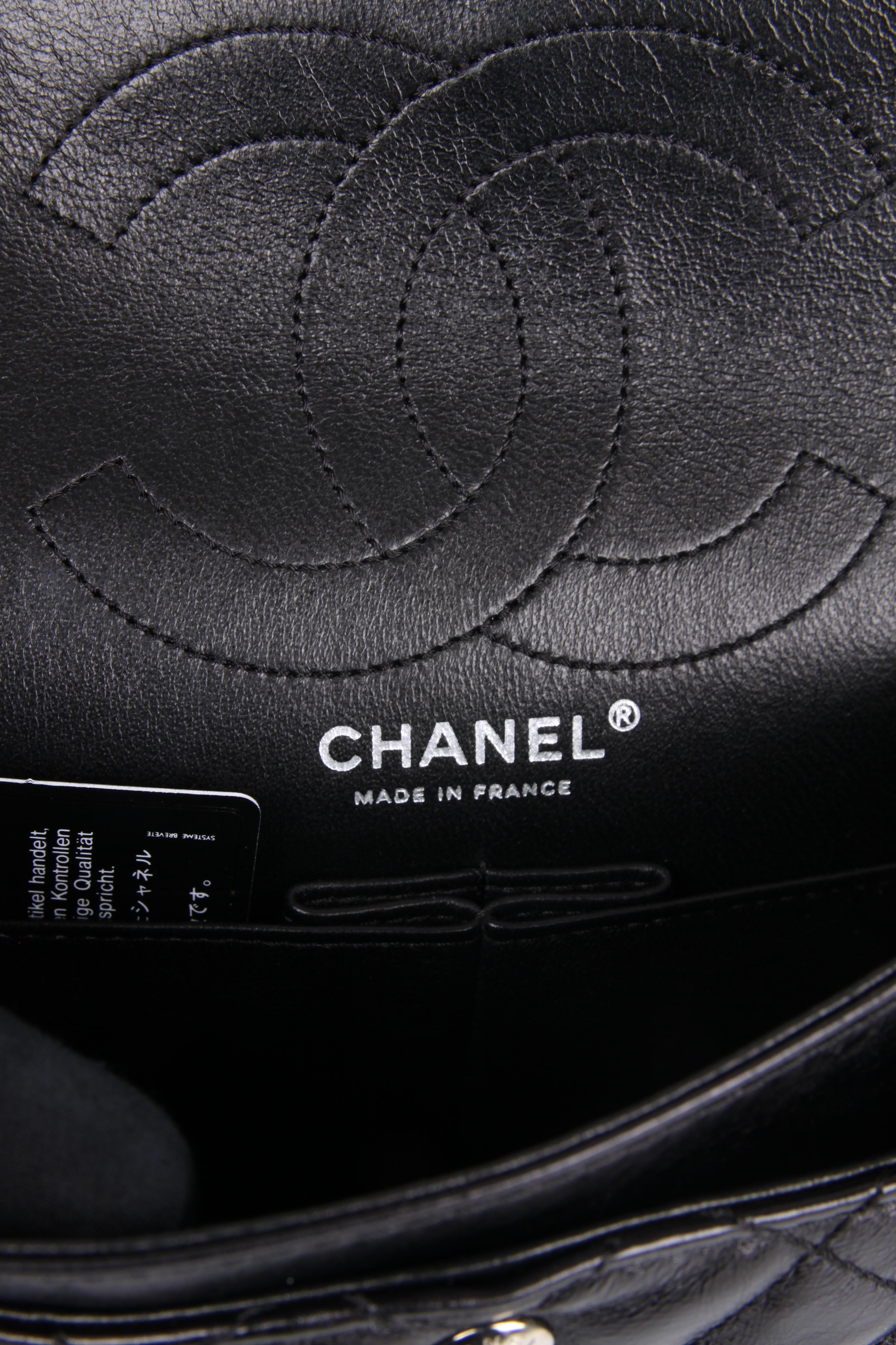 Chanel 2.55 Reissue Double Flap Bag with Mini Pochette - black For Sale 4