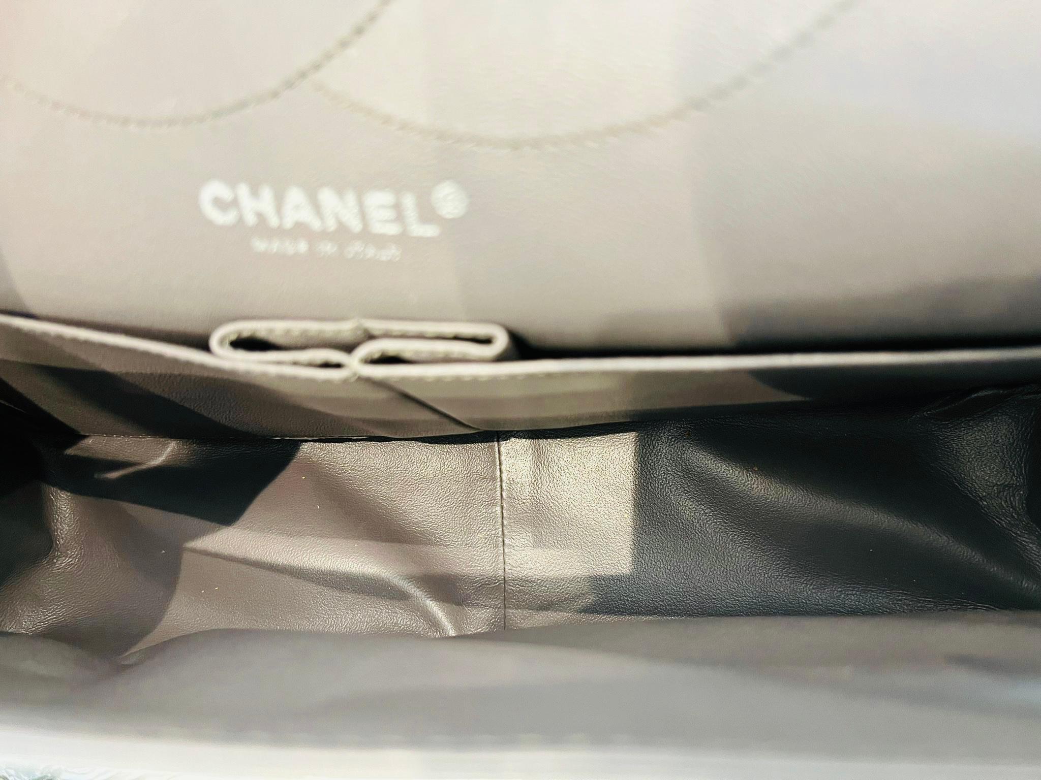Chanel 2.55 Reissue Double Flap Leather Bag For Sale 3