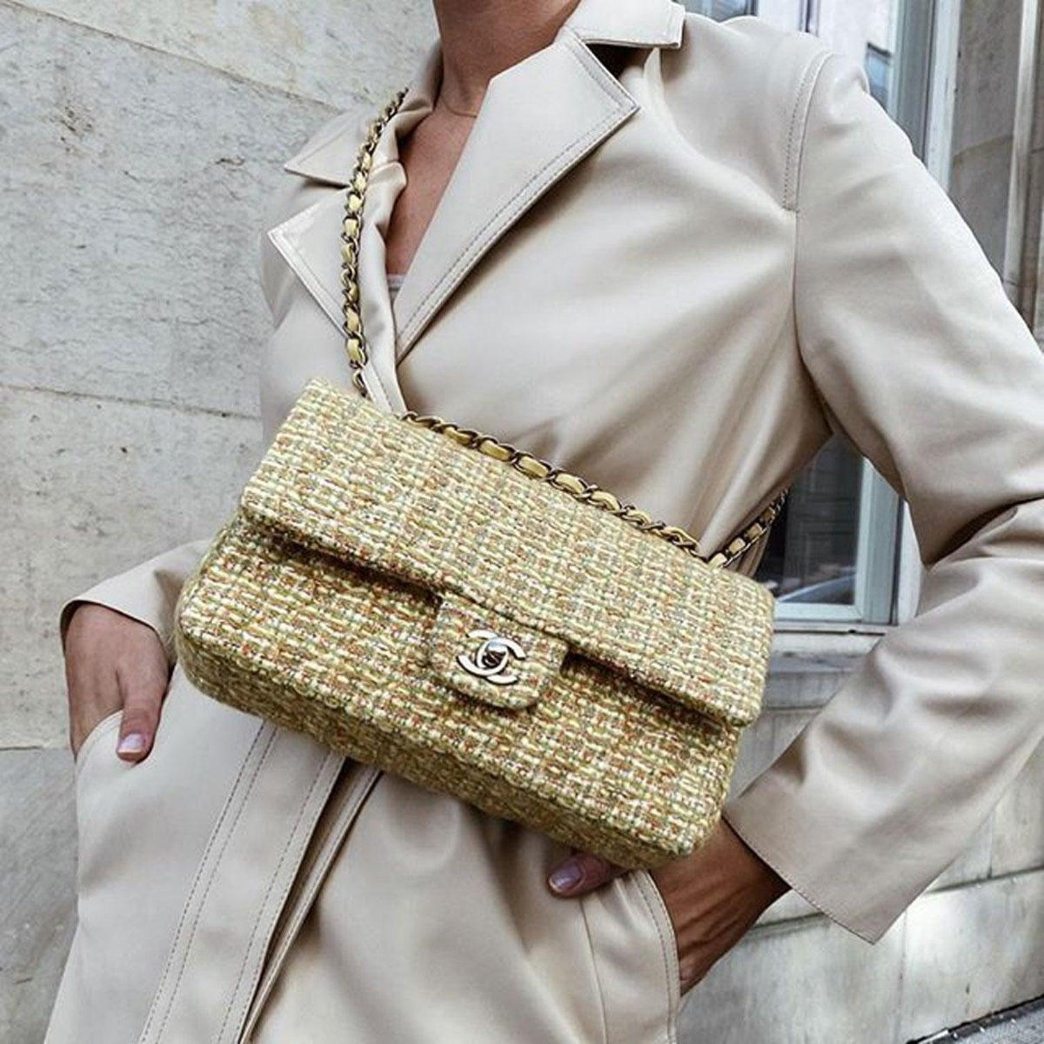 Chanel 2.55 Reissue Fall Yellow Tweed Classic Flap Shoulder Bag In Good Condition For Sale In Miami, FL
