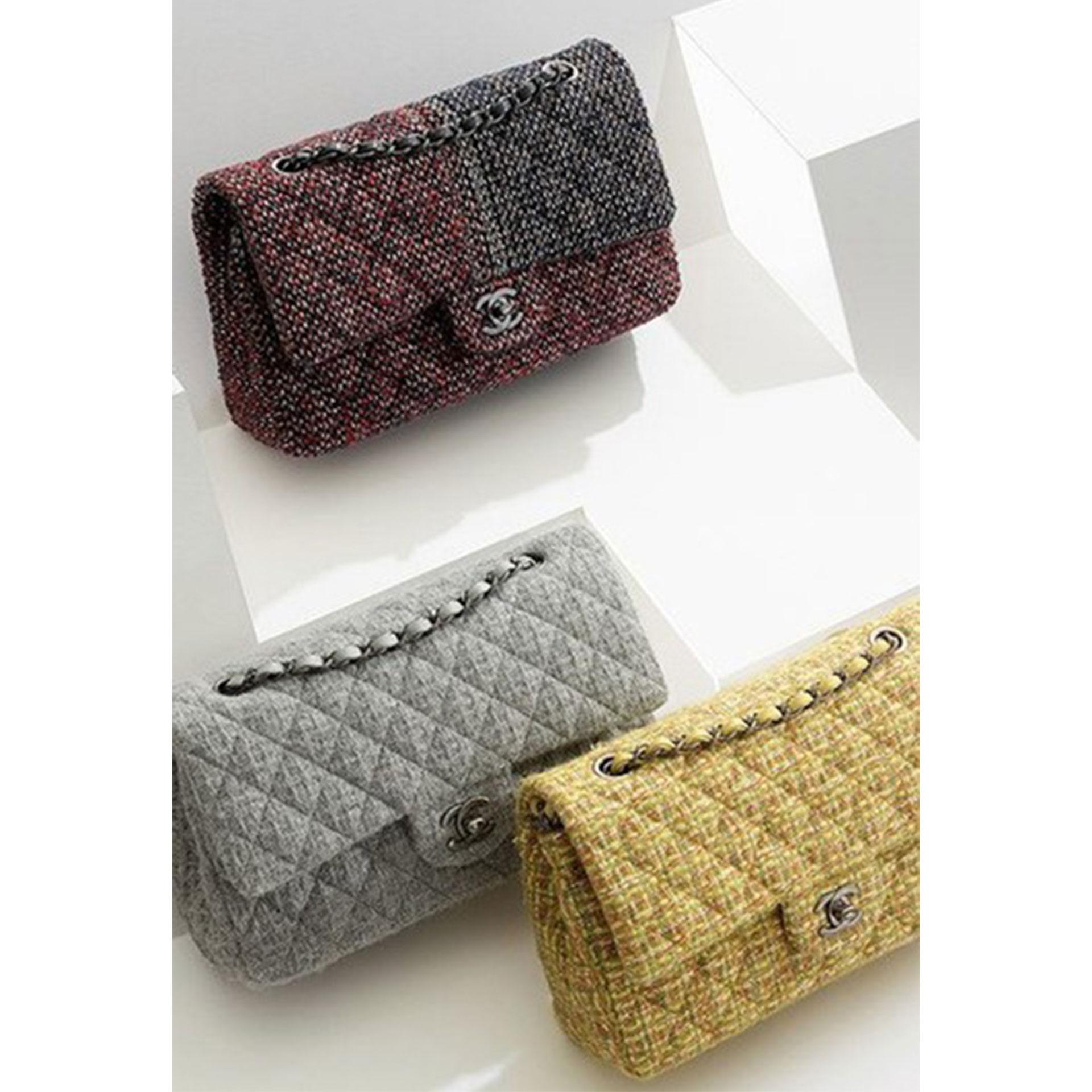 Women's or Men's Chanel 2.55 Reissue Fall Yellow Tweed Classic Flap Shoulder Bag For Sale