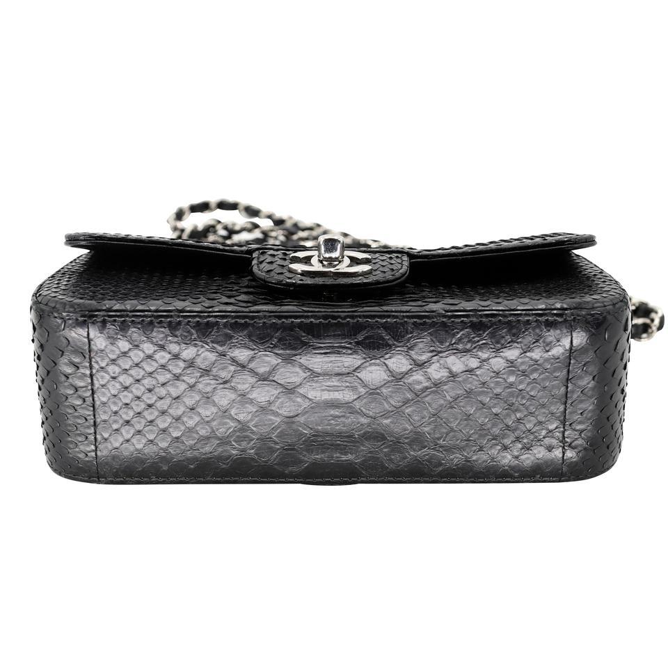 Chanel 2.55 Reissue Grail Mini Python Skin Leather Cross Body Bag CC-B0910P-0001 For Sale 2