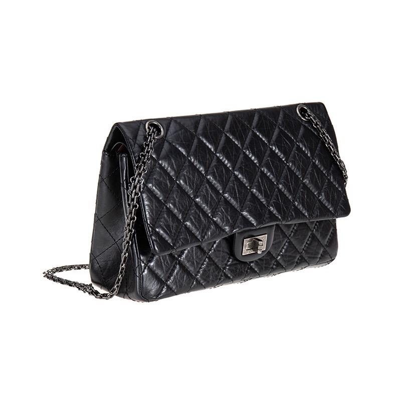 Chanel 2.55 Reissue Maxi Aged Calfskin Black Handbag In Excellent Condition In Banbury, GB