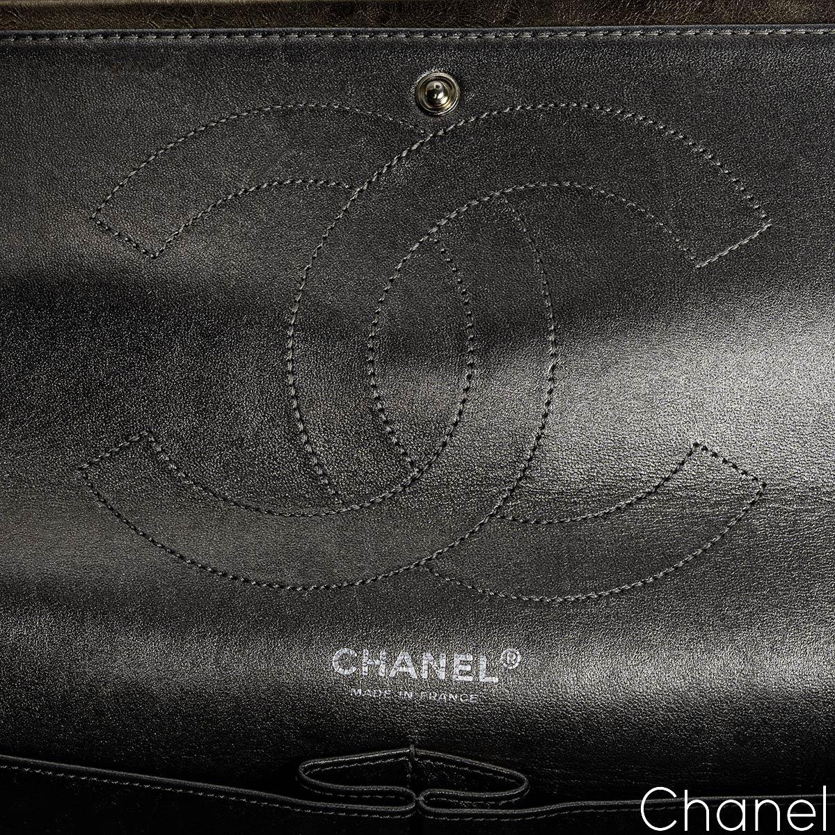 Chanel 2.55 réédition longue à double rabat Pour femmes en vente