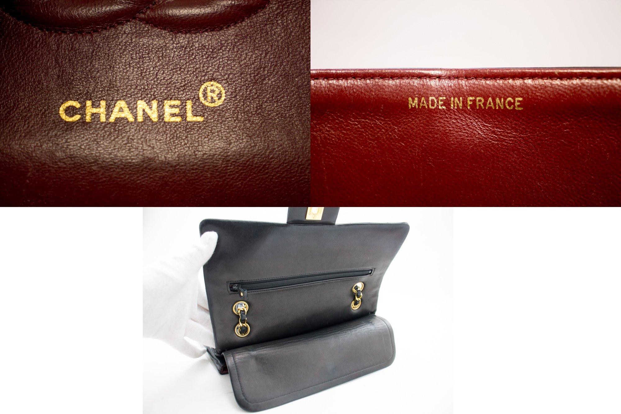 CHANEL 2,55 V-Stitch-Umhängetasche aus Lammfell mit doppelter Kette und Klappe im Angebot 3