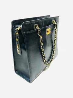 Chanel 25cm black "CC" caviar tote bag