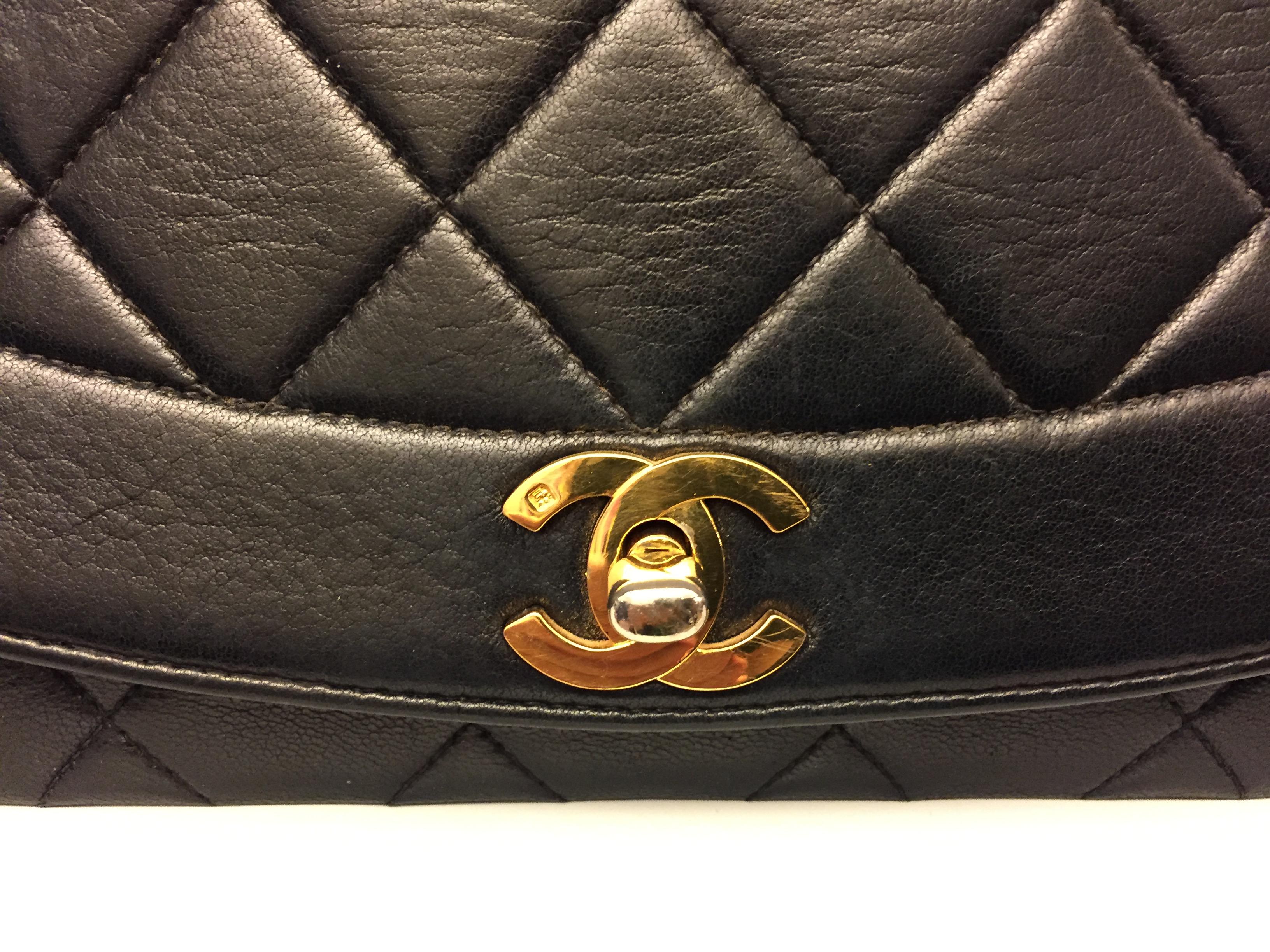 Chanel 25cm Diana Shoulder Bag  In Excellent Condition In Sheung Wan, HK