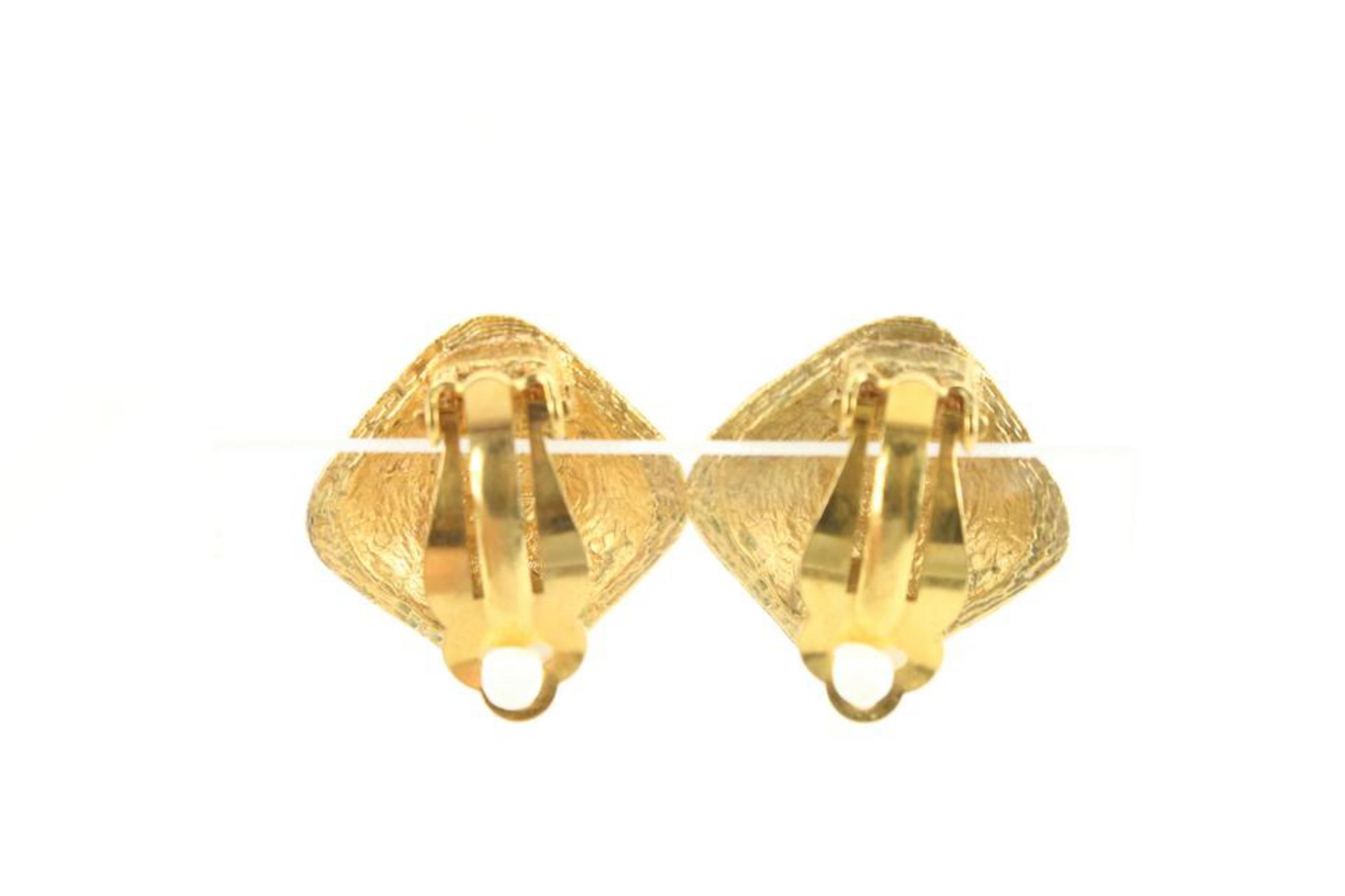 Women's Chanel 29 Series Gold Plated CC Logo Square Diamond Shape Earrings 2cz616s