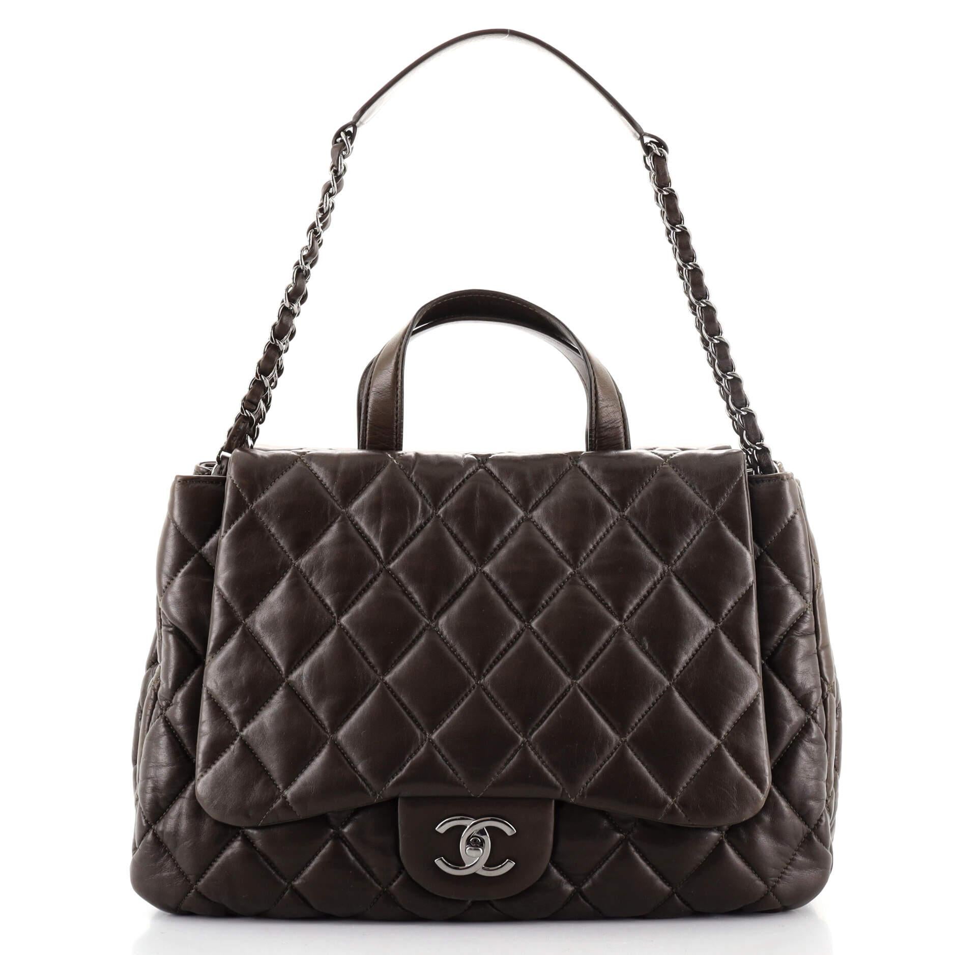 Chanel 3 Tasche Double Sided Top Handle Bag Gestepptes Lammfell Medium im Zustand „Gut“ in NY, NY