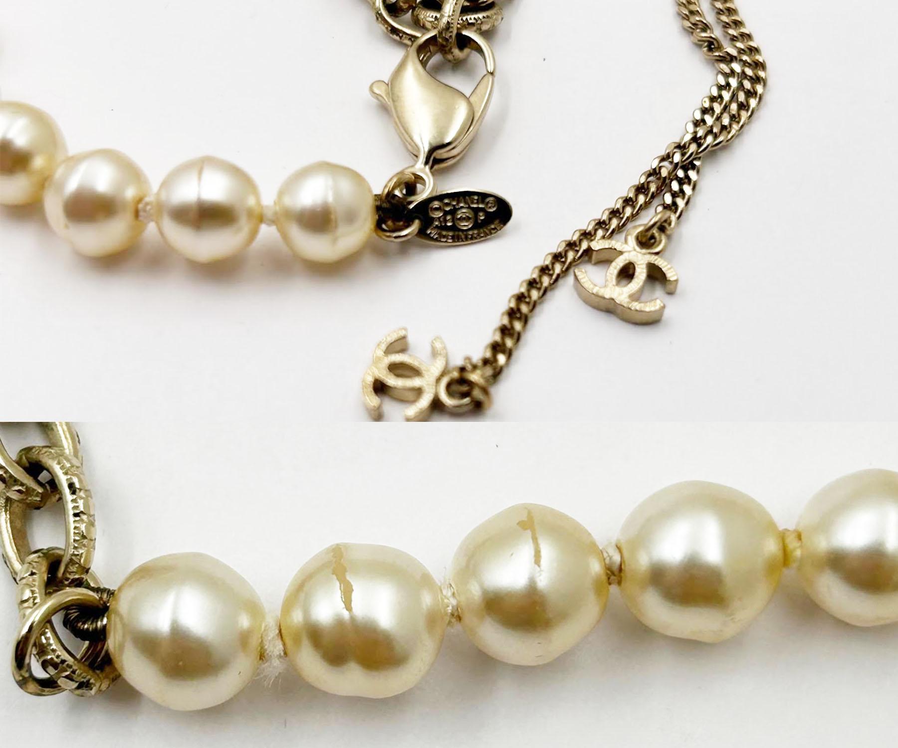 Artisan Chanel 3 Gold CC Pearl Faux Fresh Water Pearl Long Necklace    For Sale