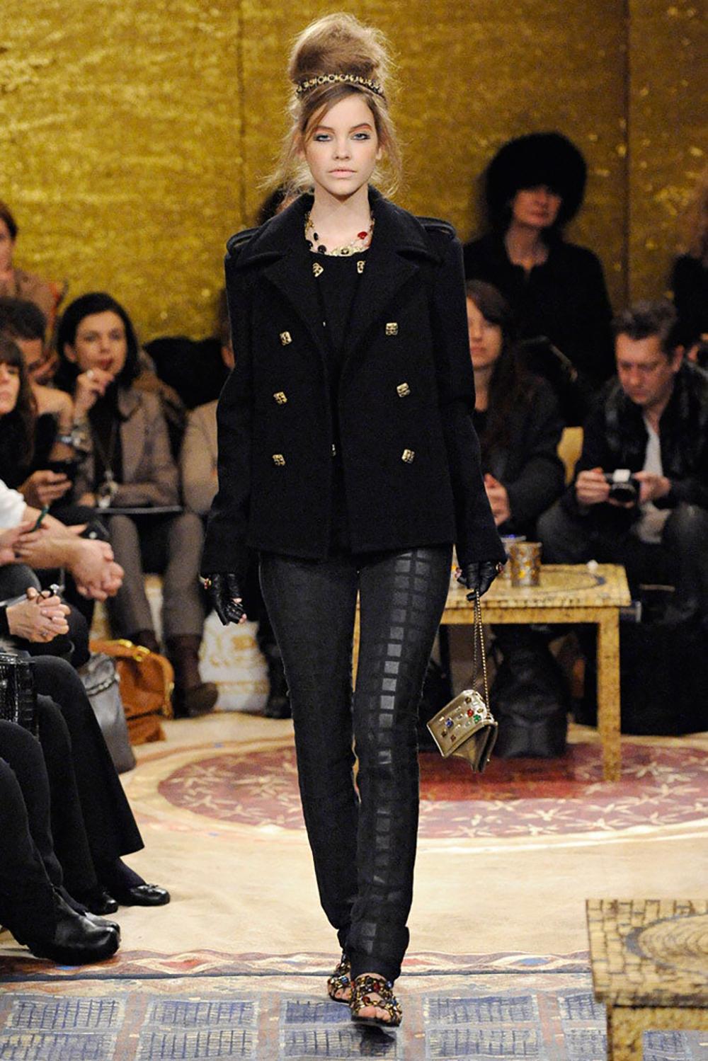 Look # 1 mosaic pants from Runway of Paris / BYZANCE Metiers d'Art Collection 2011 by Kalr Lagerfeld.
- CC logo Gripoix buttons
- CC leather logo patch at back pocket
- leather mosaic style details
Size mark 44 FR / Condition: never worn