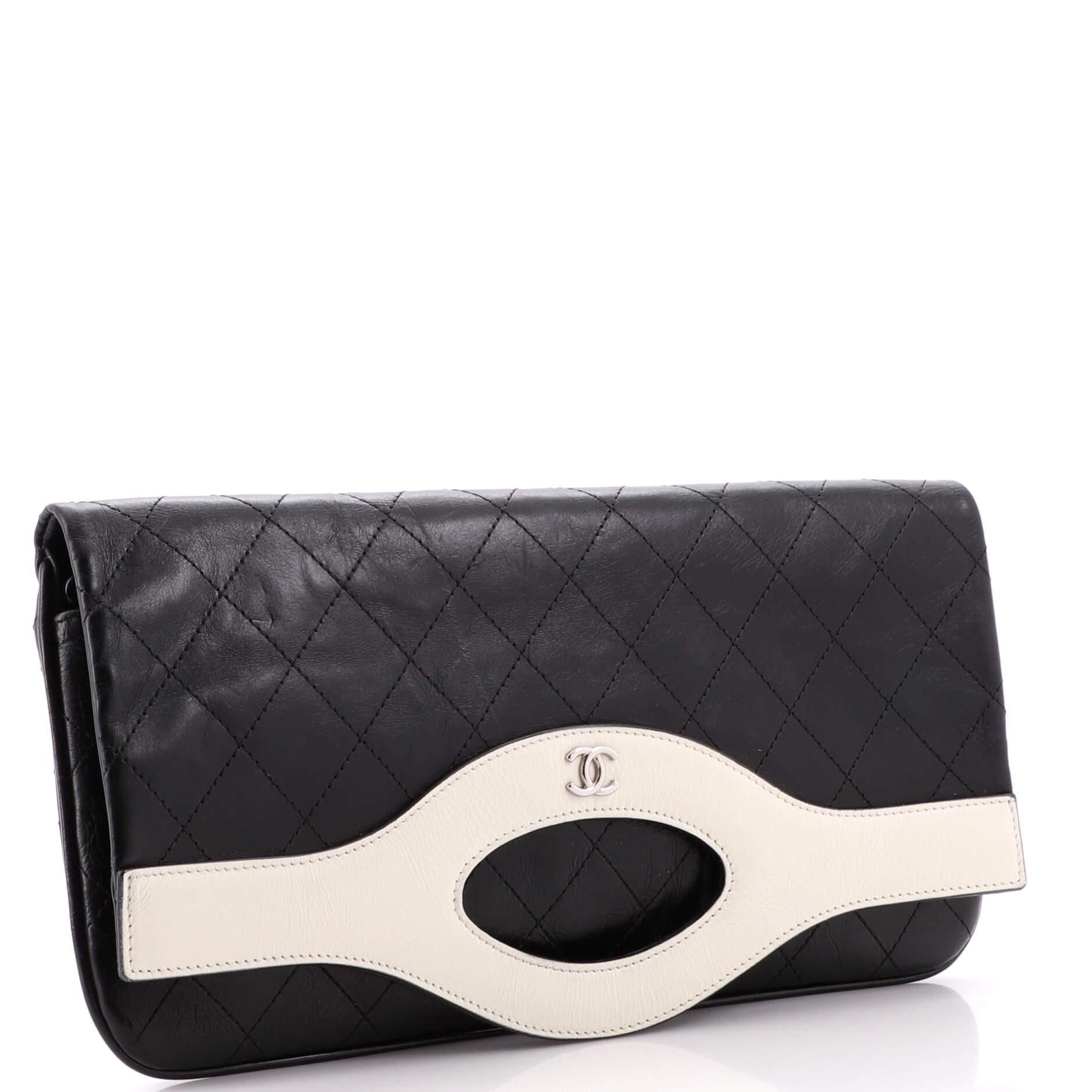 Chanel 31 Pouch Quilted Calfskin Medium In Good Condition In NY, NY