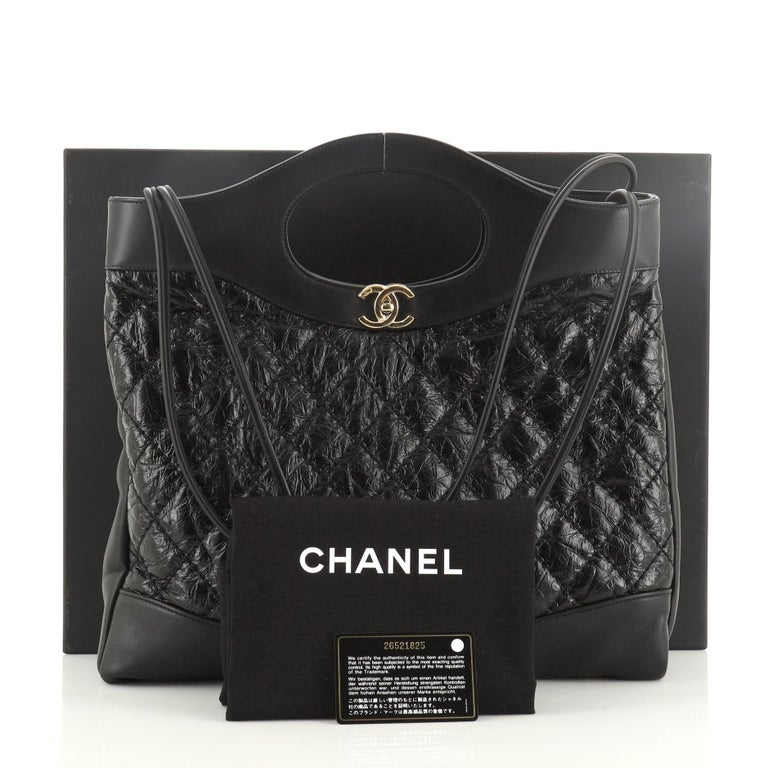 Chanel Black Lambskin Quilted Chanel 19 Shopping Bag – LuxuryPromise