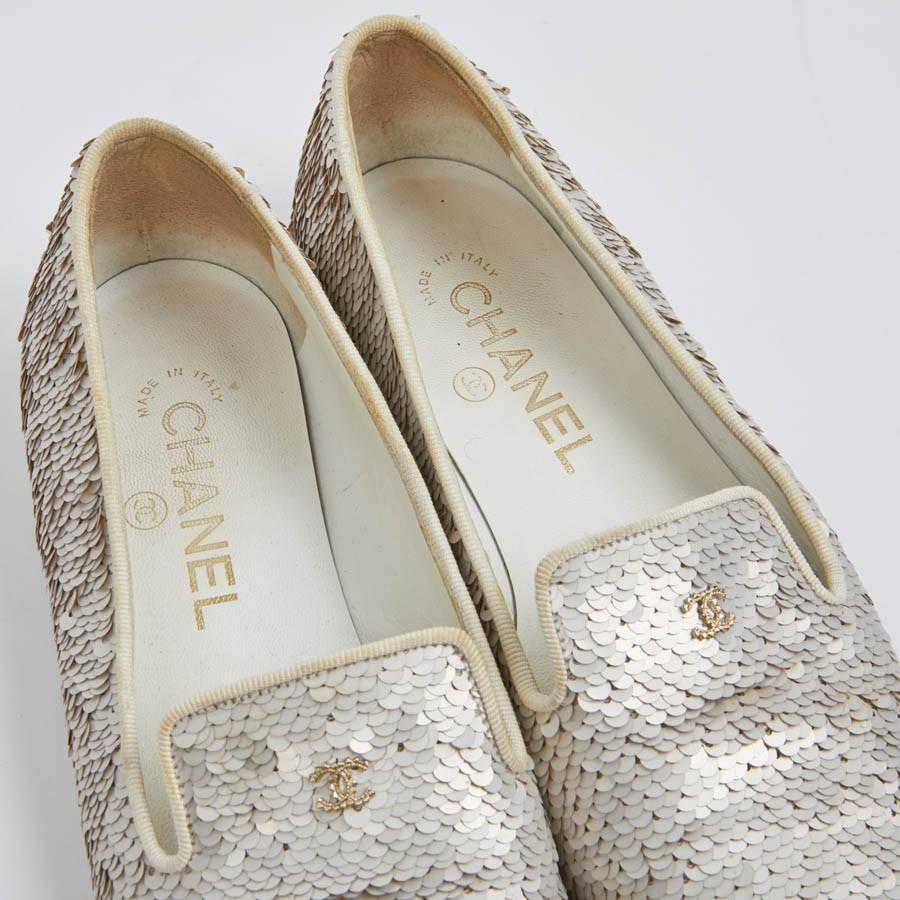 Chanel 36 Fr Flache Slip-ons mit Pailletten bestickt im Angebot 1