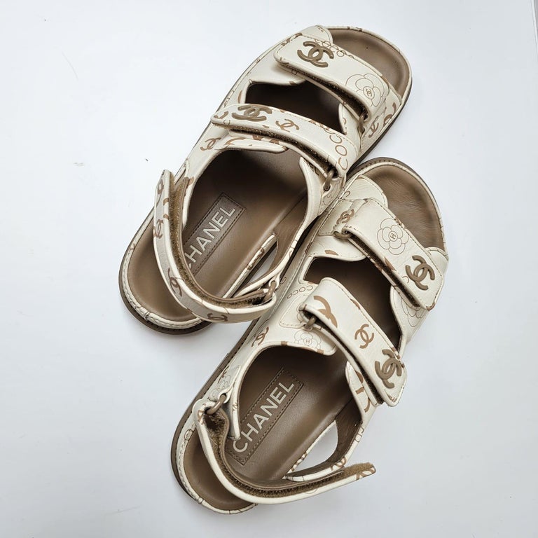 Chanel 38 White Leather Logo Print Dad Sandals For Sale at 1stDibs