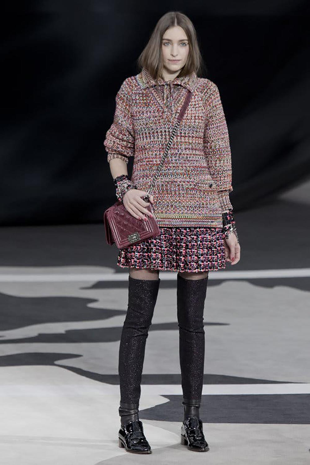 Chanel 3K$ Neue Globalisierung Kollektion Lesage Tweed Rock im Zustand „Neu“ im Angebot in Dubai, AE