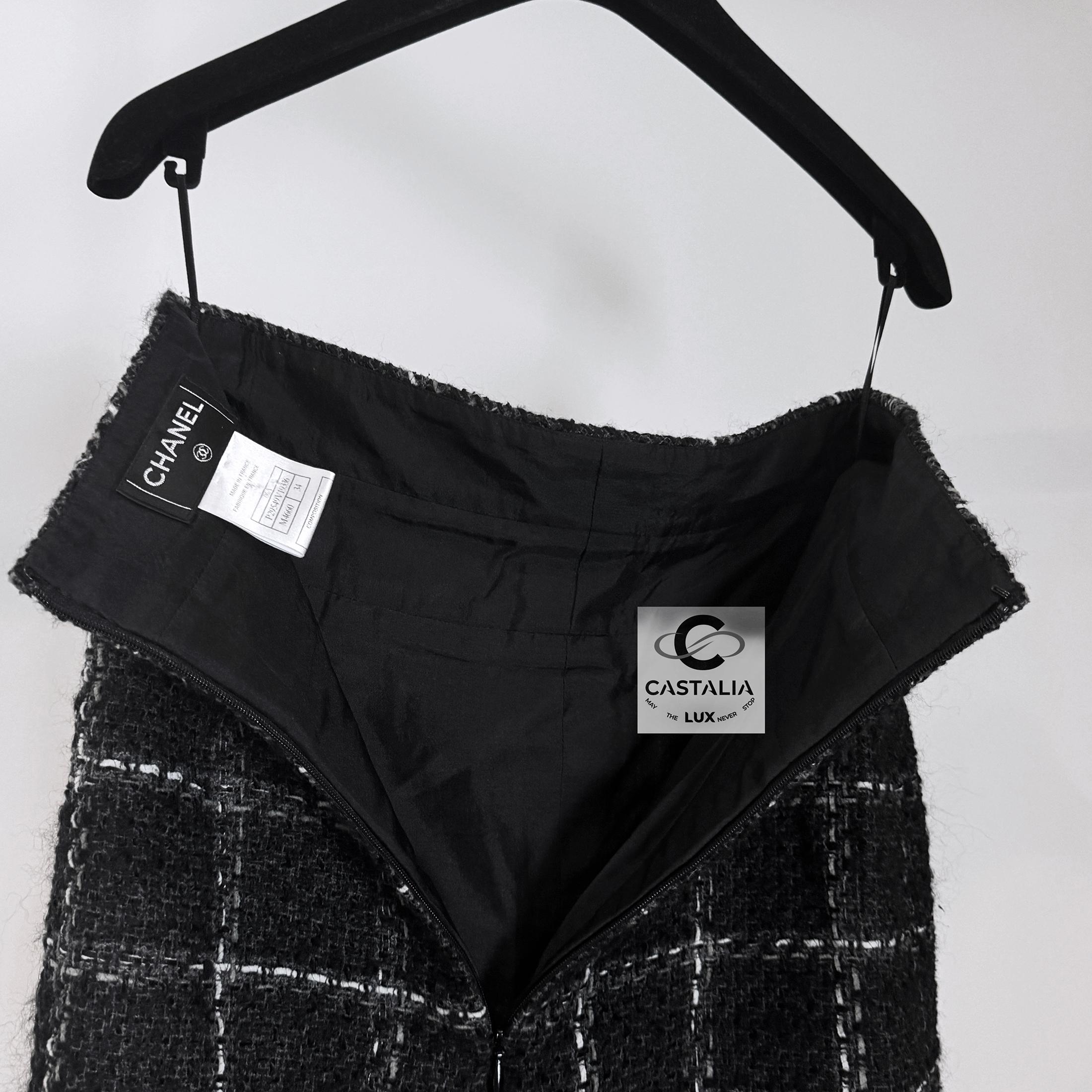Chanel 3K$ New Timeless Schwarz Check Tweed Rock 34 FR im Angebot 3