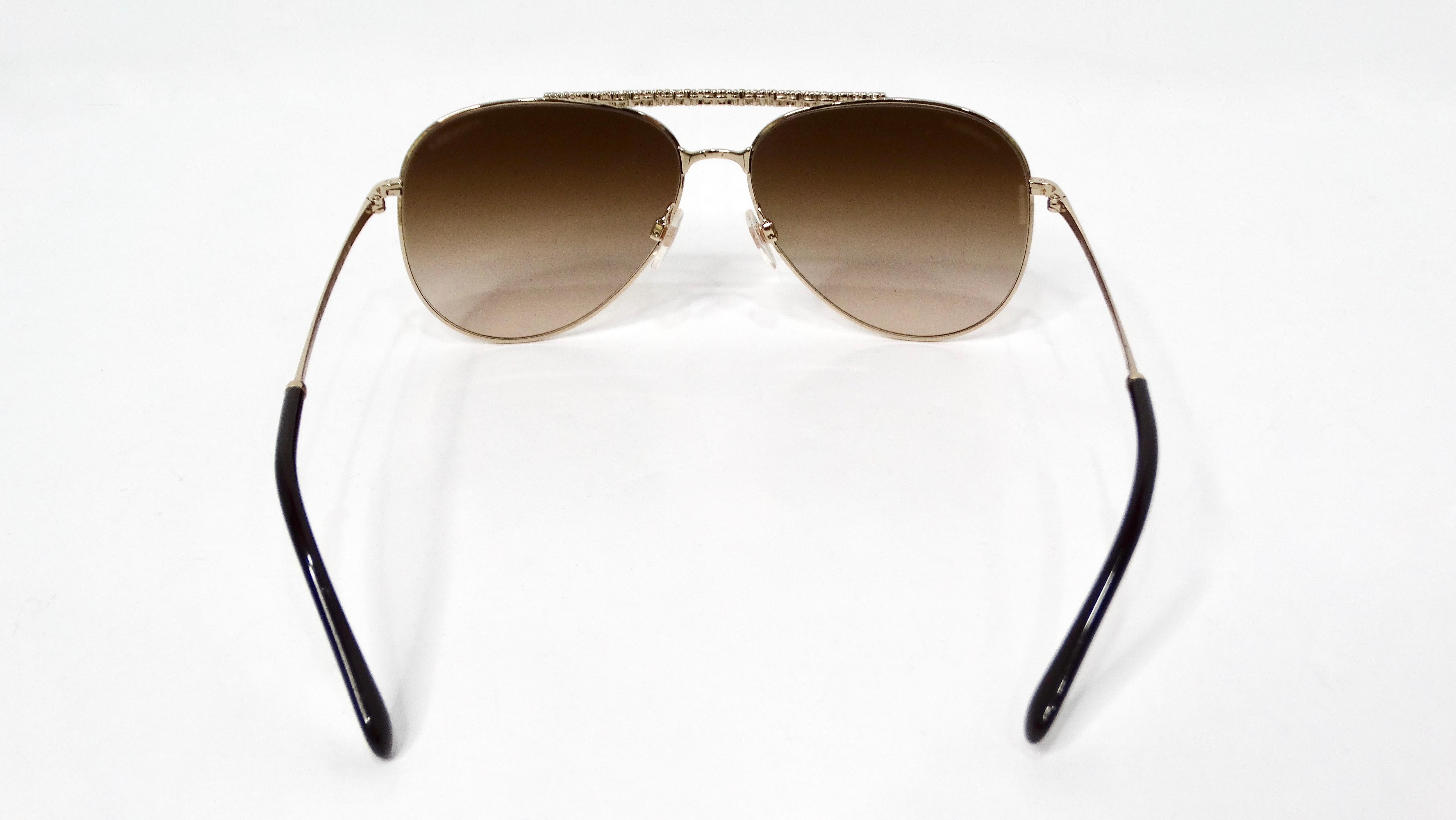 Chanel 4231 Pilot Gold-Tone Metal Frame & Brown Tinted Lens Aviator Sunglasses For Sale 2