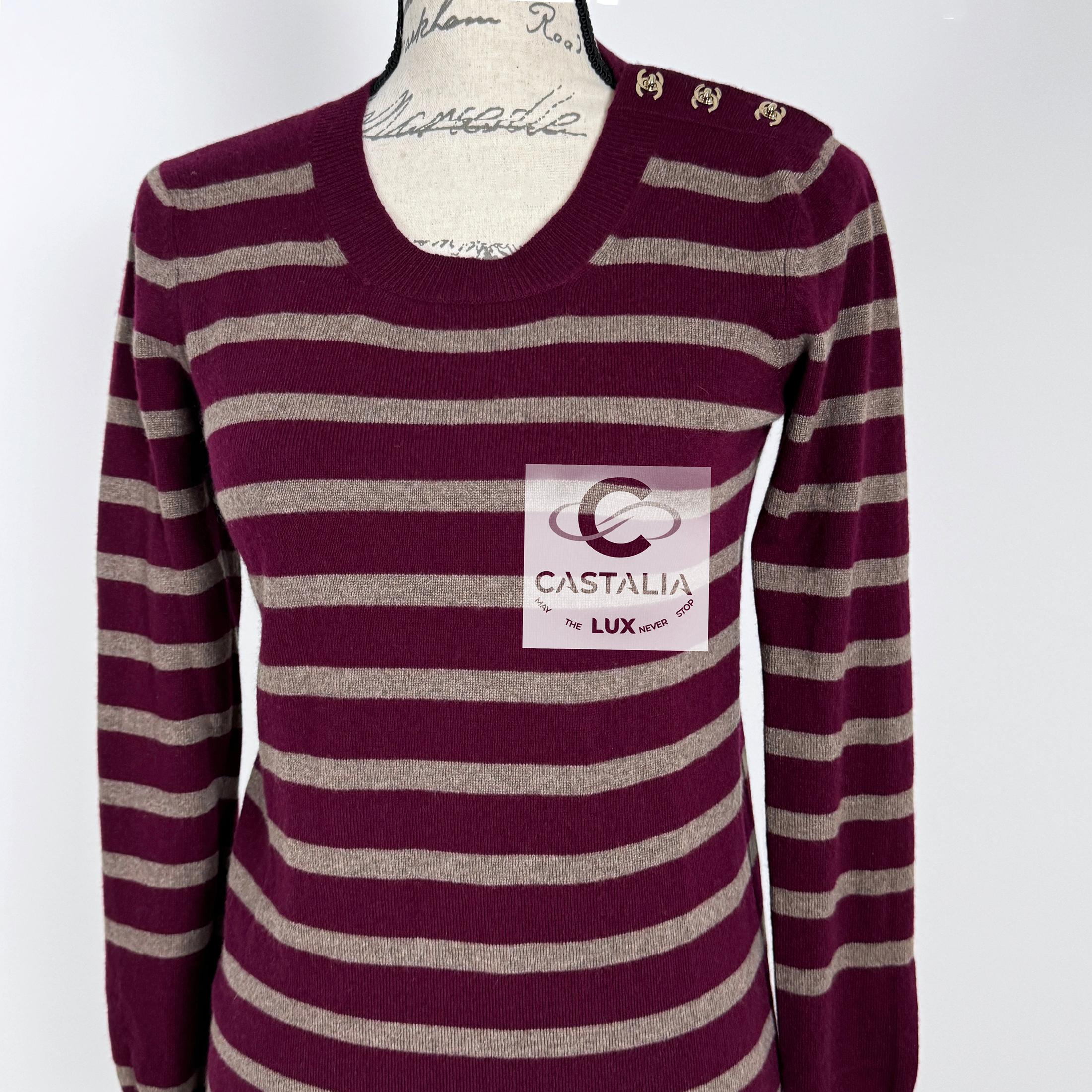 Chanel 4K$ CC Turnlock Cashmere Jumper 4