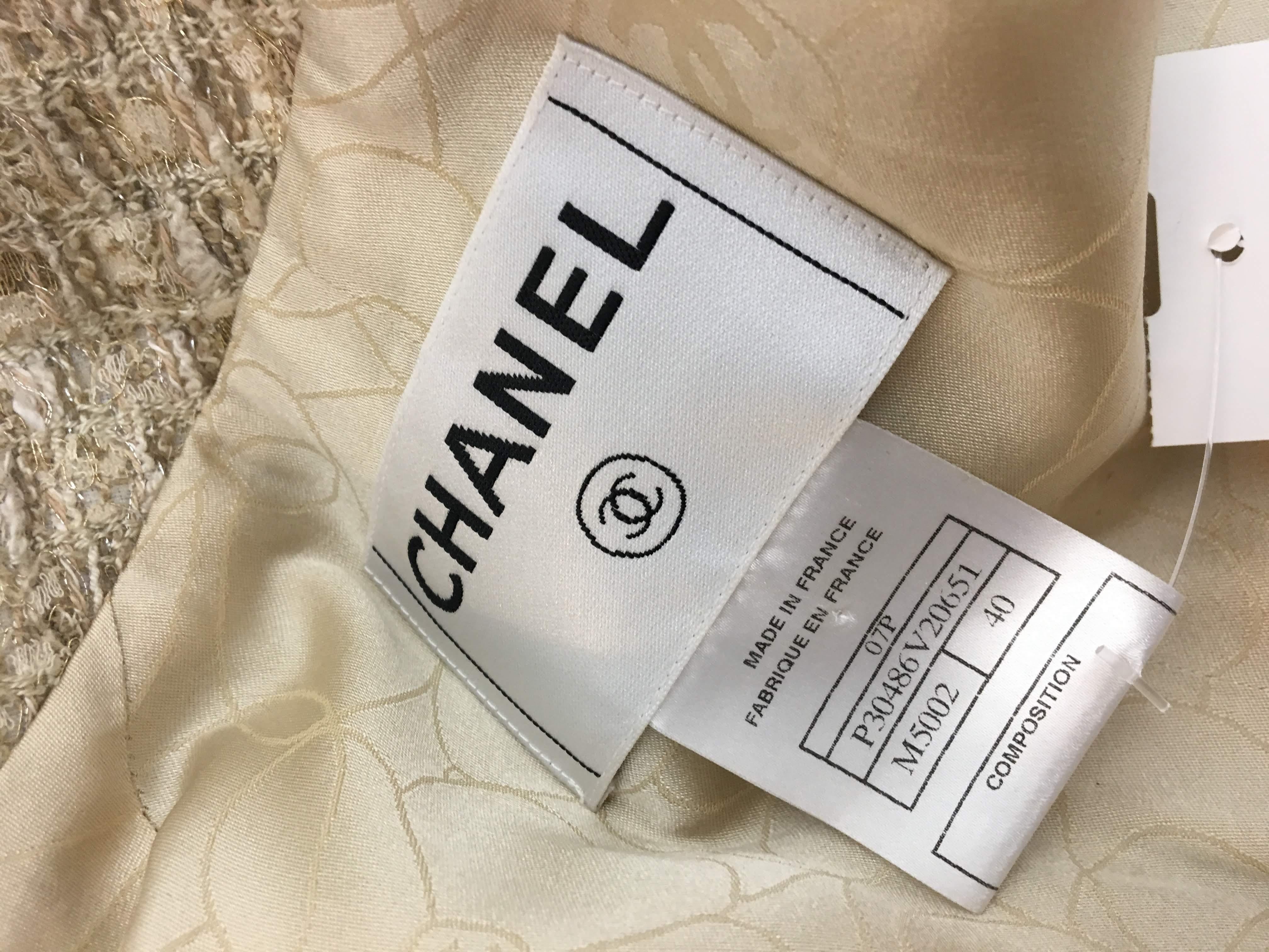 Chanel 5 Button Boucle Jacket 5