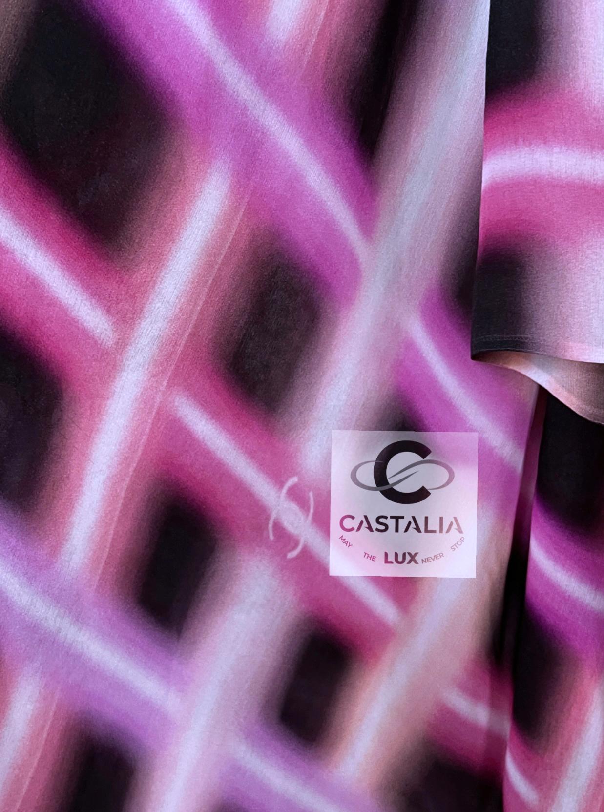 Chanel 5K$ CC Logo Cappotto in mussola di seta 36 FR in vendita 4