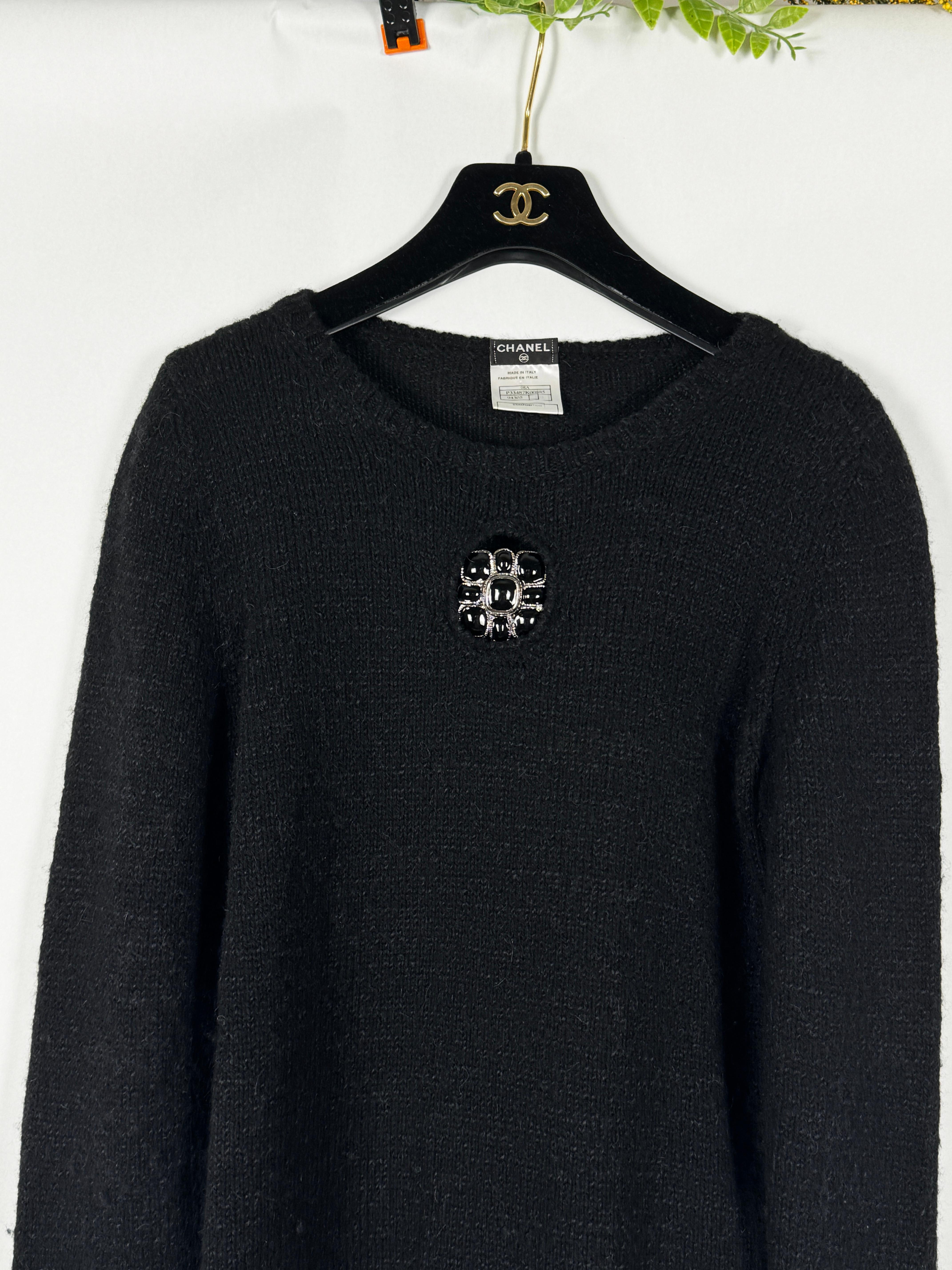 Chanel 5K$ Juwel Gripoix Detail Kaschmirpullover 44 FR im Angebot 7