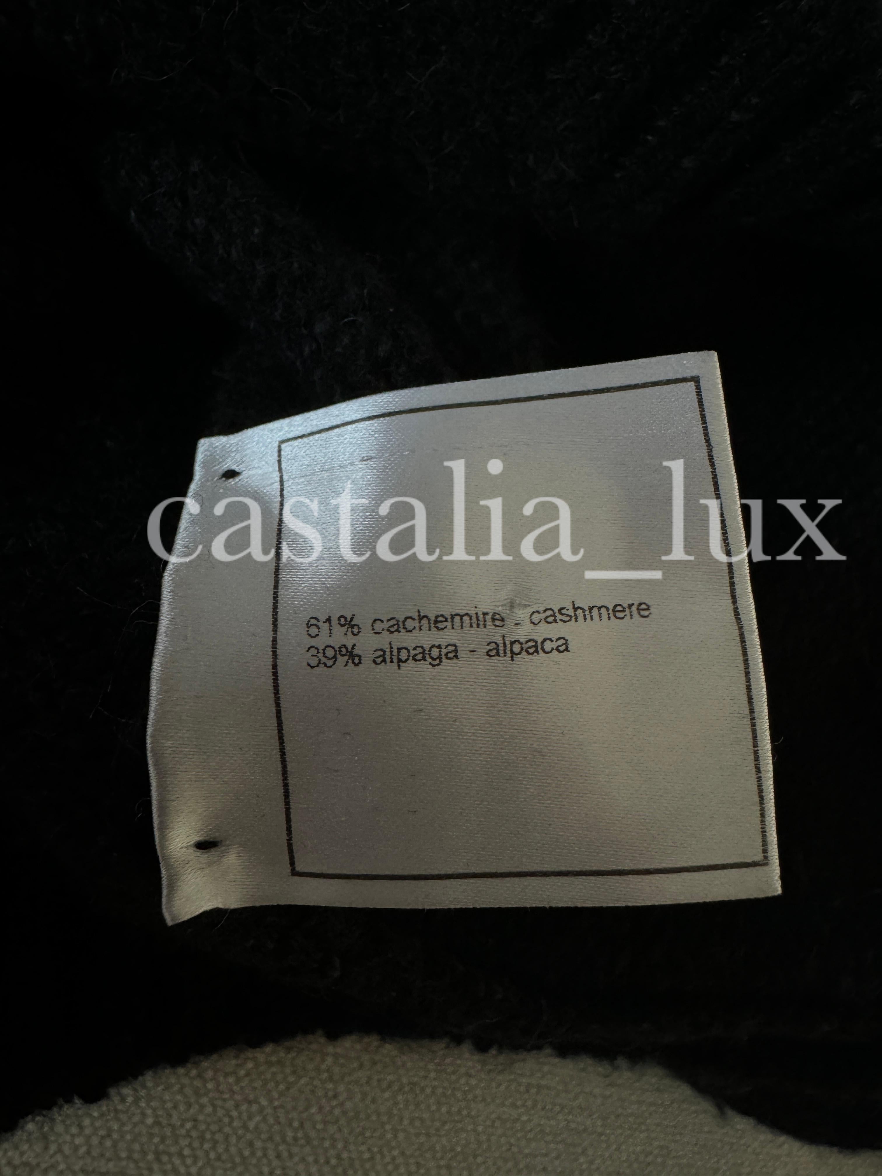Chanel 5K Jewel Gripoix Detail Cashmere Jumper For Sale 10