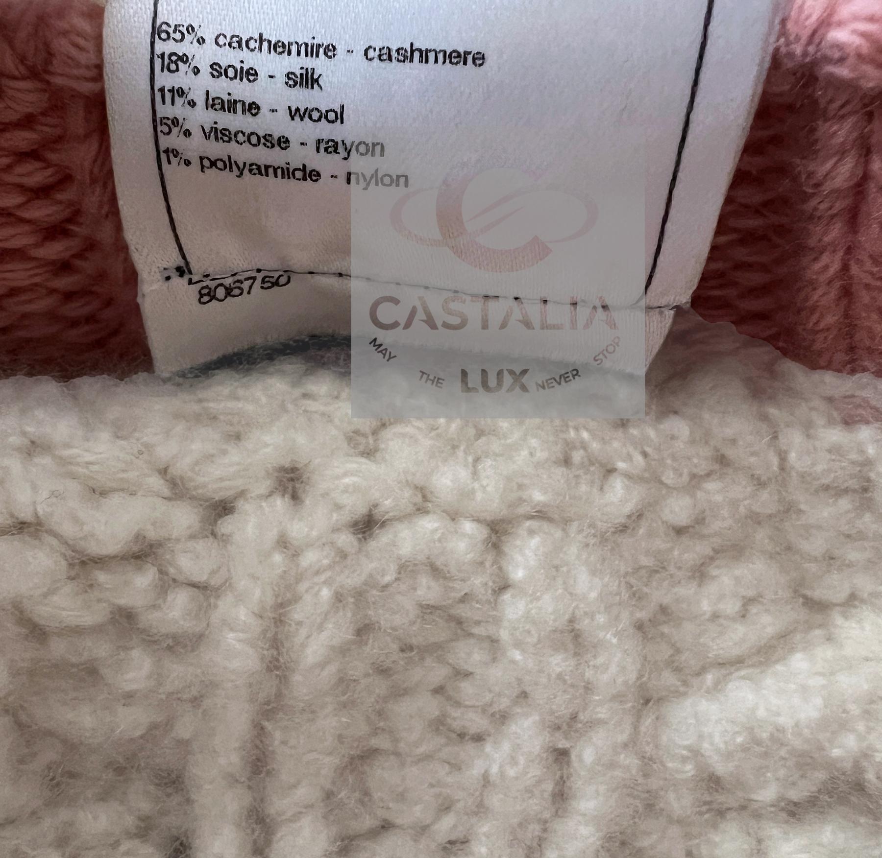 CHANEL 5K$ New Paris / Edinburgh Runway Teddy Jumper 34 FR en vente 8