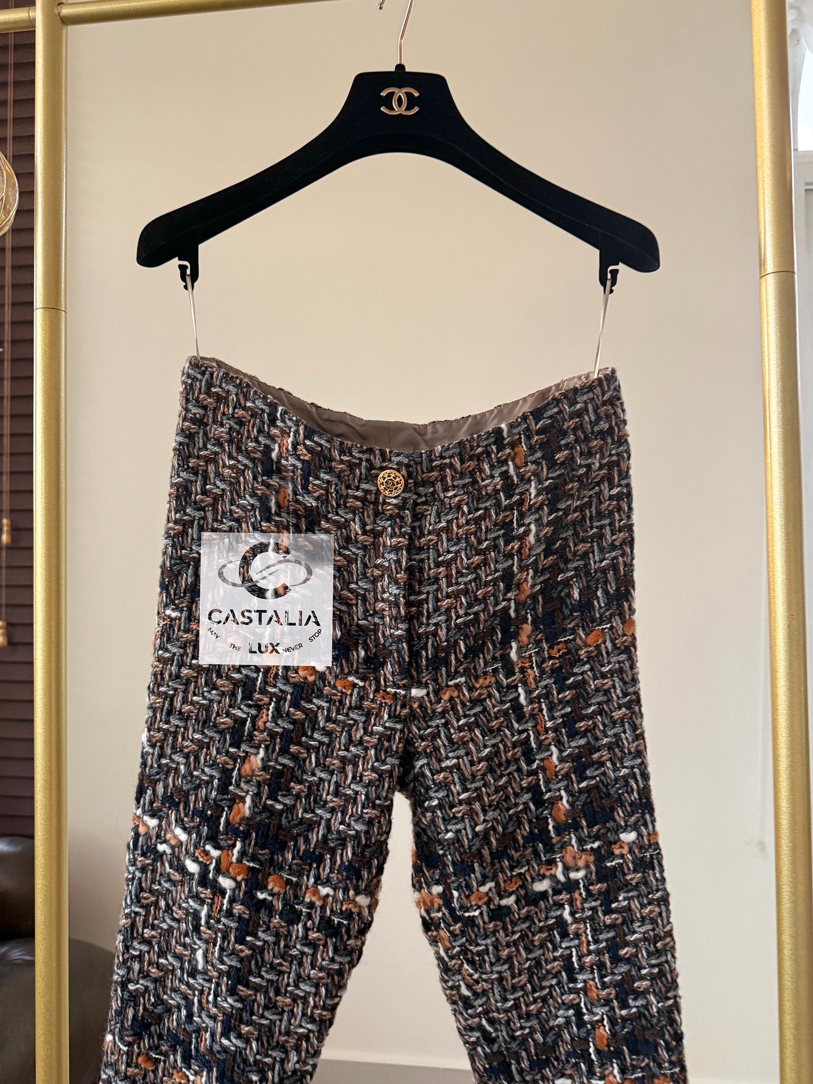 Chanel 5K$ New Paris / Rome Pantaloni iconici in tweed 36 FR in vendita 7
