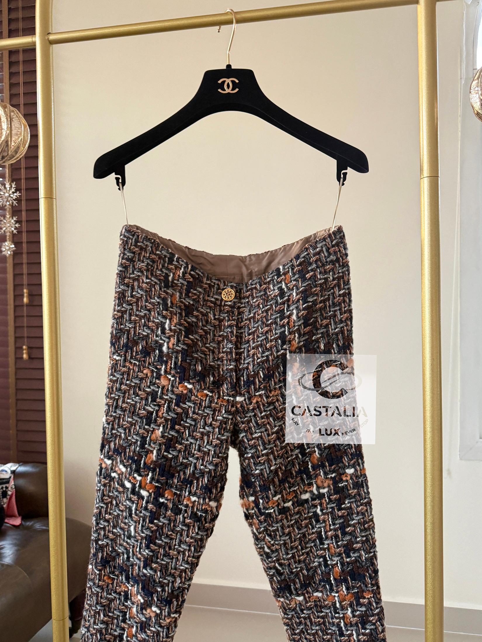 Chanel 5K$ New Paris / Rome Pantaloni iconici in tweed 36 FR in vendita 1