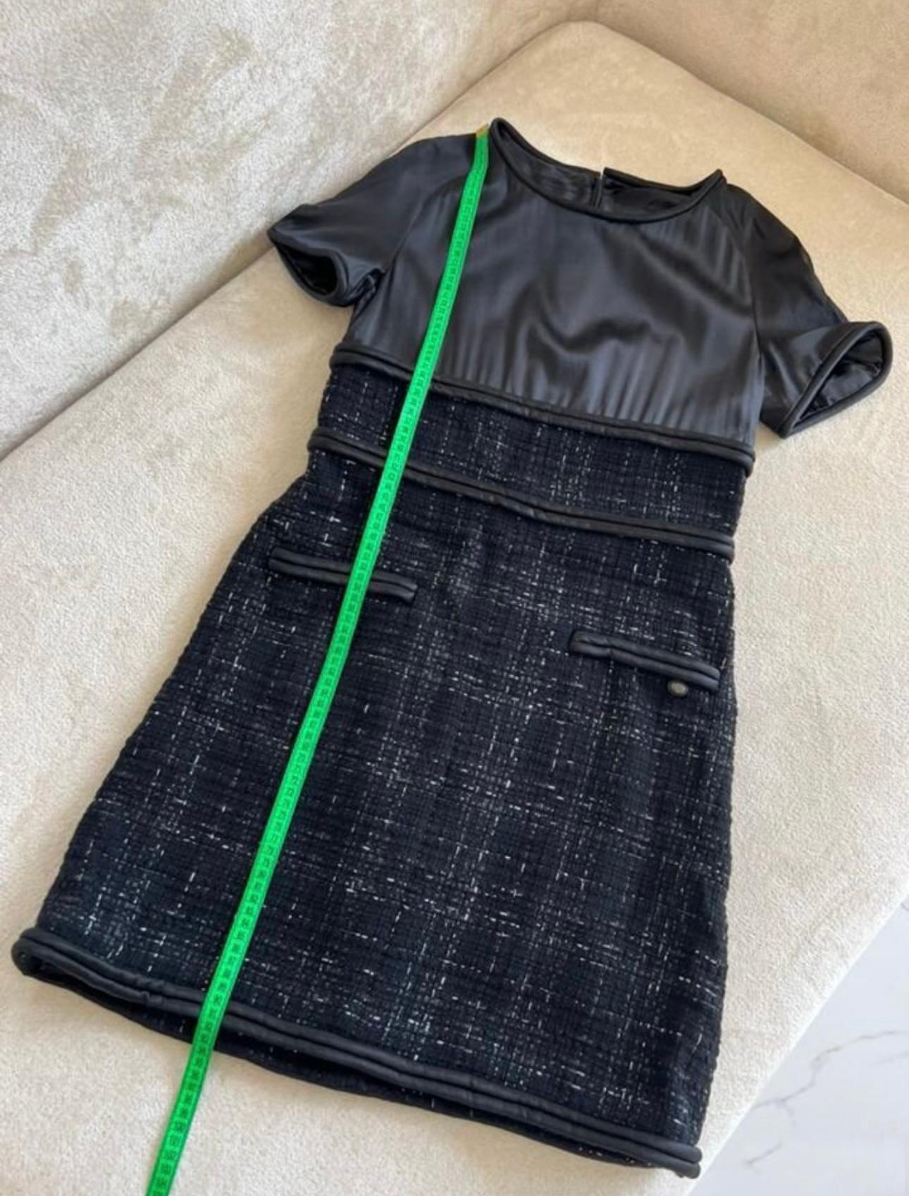 Chanel 6K$ CC Logo Ribbon Tweed Black Dress For Sale 5