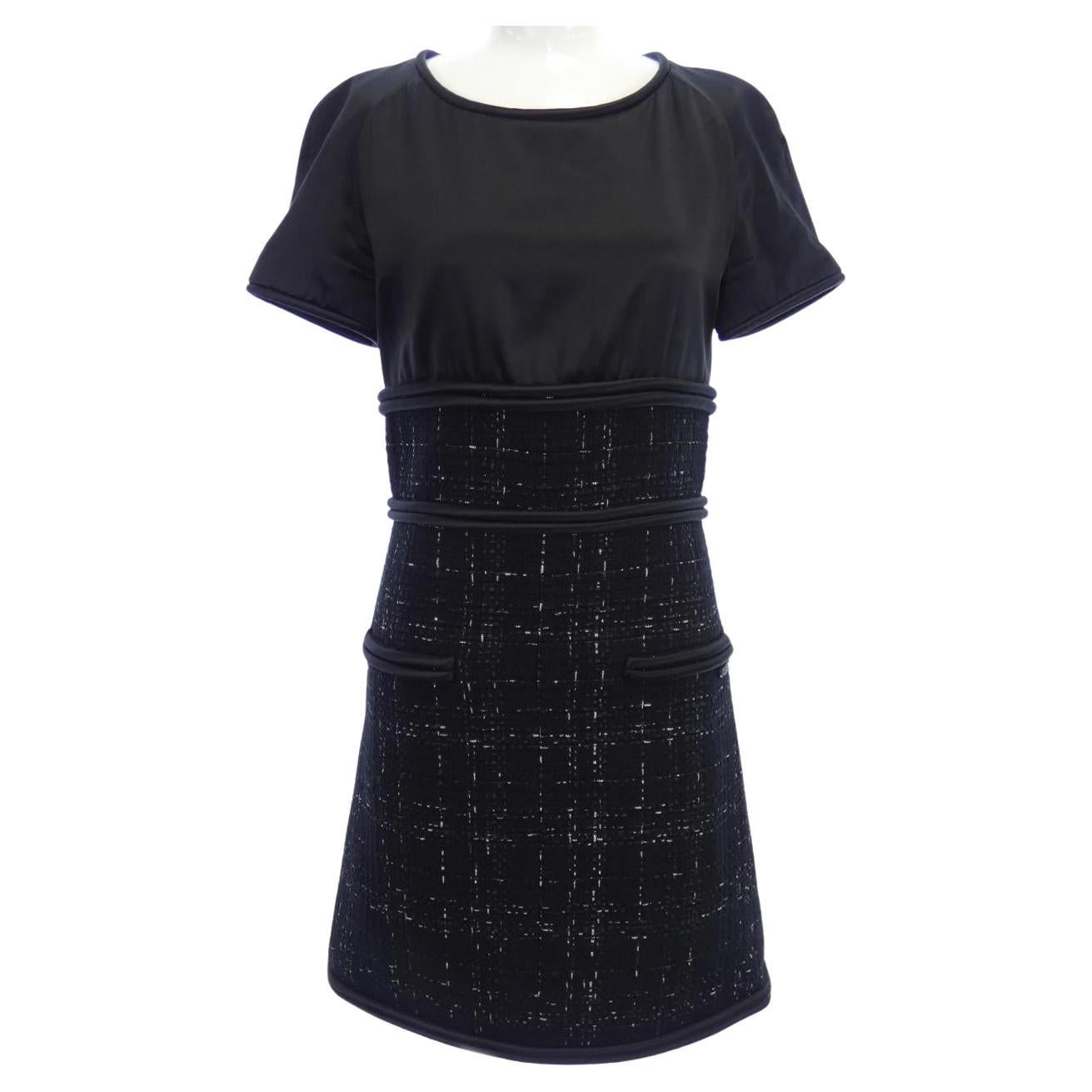Chanel 6K$ CC Logo Ribbon Tweed Black Dress For Sale