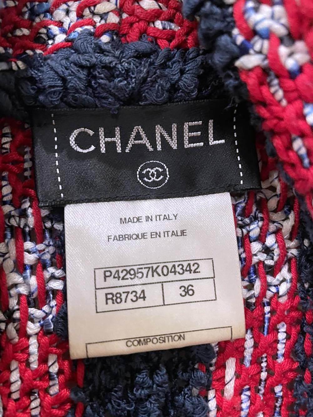 Chanel 6K$ Laufstegweste mit Jewel-Knöpfen für die französische Riviera im Angebot 5