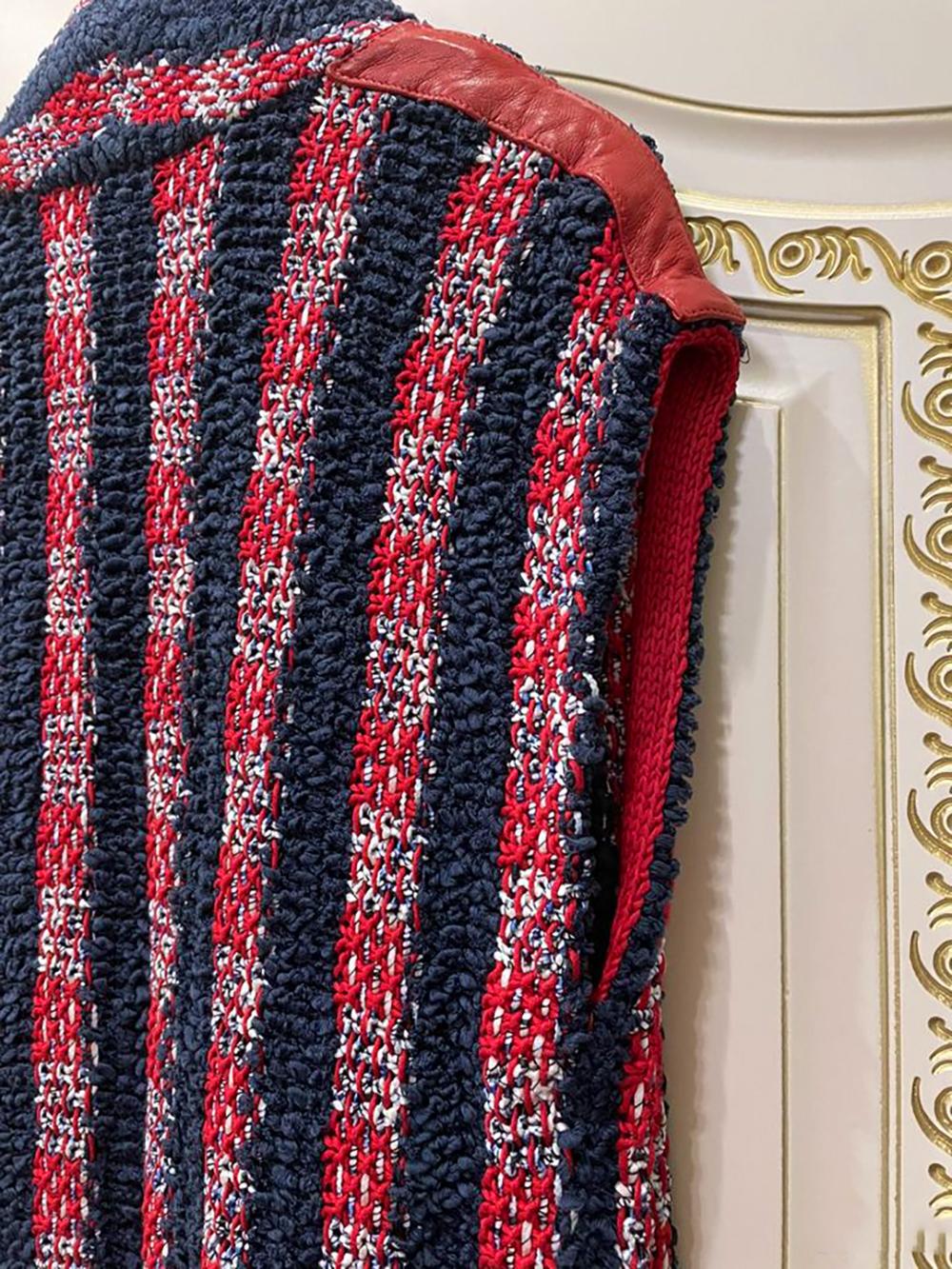 Chanel 6K$ Laufstegweste mit Jewel-Knöpfen für die französische Riviera im Angebot 3