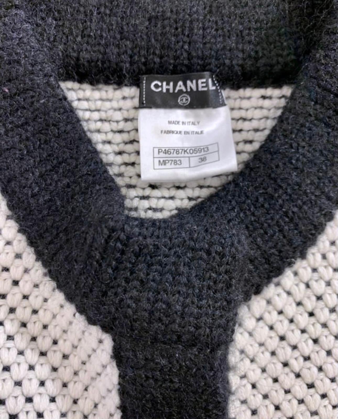 Chanel 6K New Oversized Cashmere Jacket For Sale 3