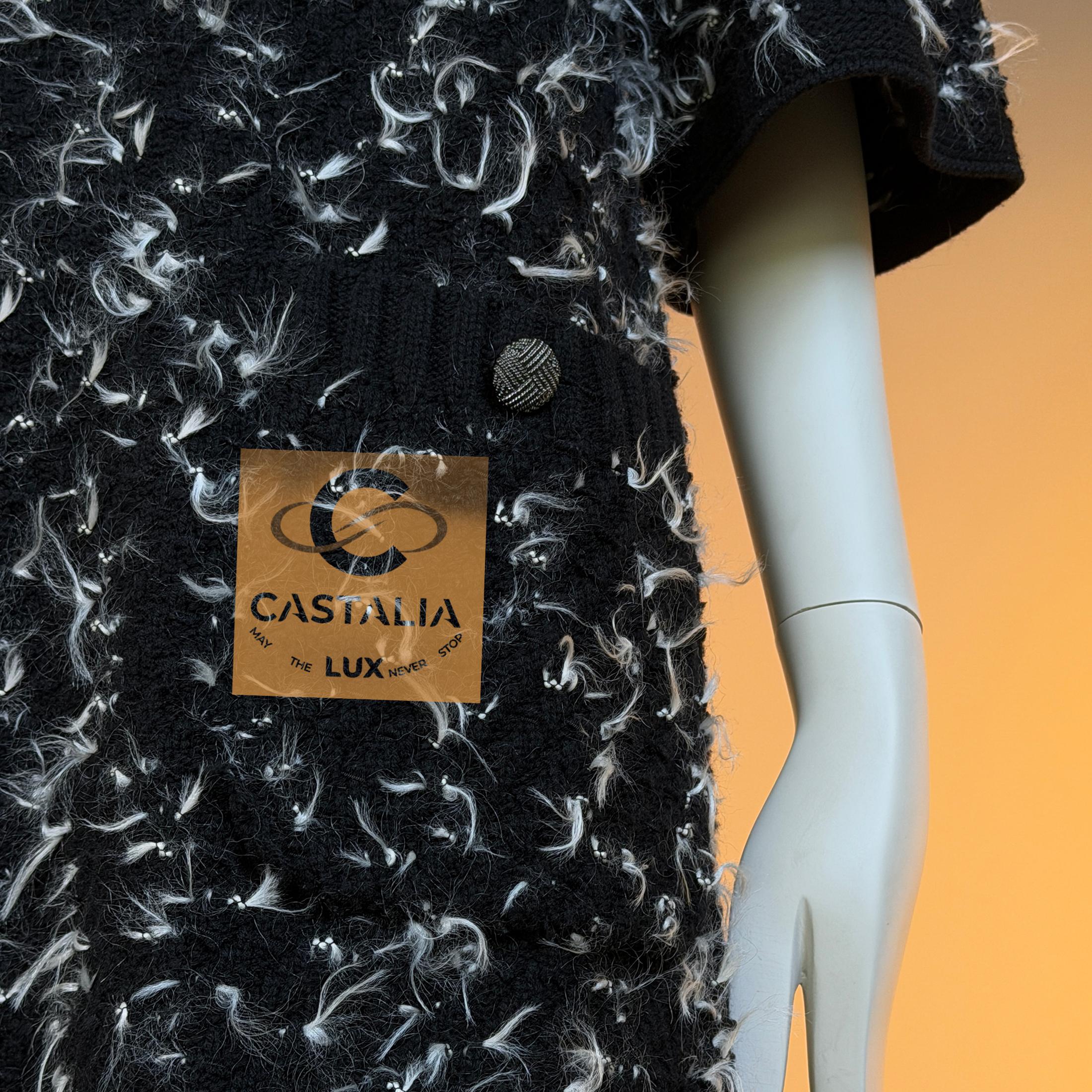 CHANEL 6K$ New Paris / Salzburg CC Buttons Fluffy Dress 40 FR en vente 5
