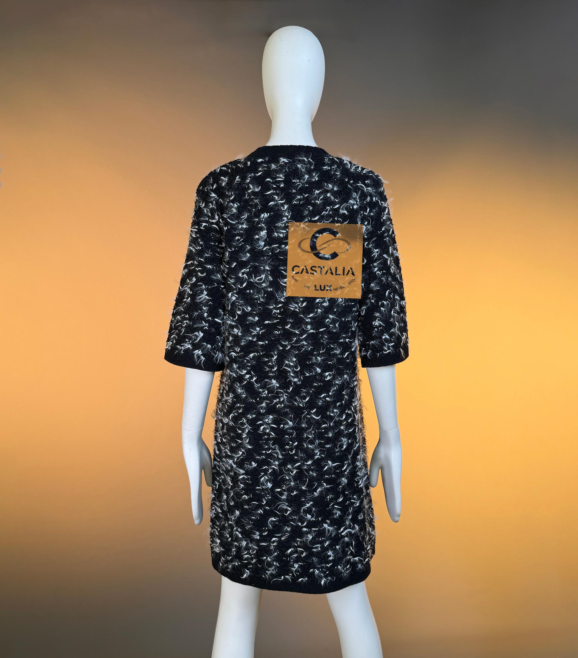 CHANEL 6K$ New Paris / Salzburg CC Buttons Fluffy Dress 40 FR en vente 7