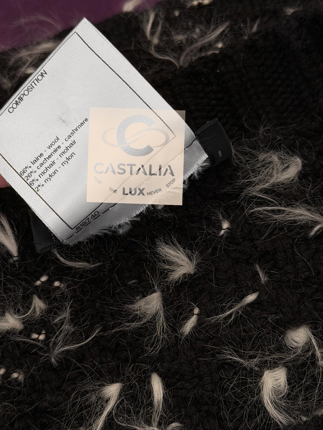 CHANEL 6K$ New Paris / Salzburg CC Buttons Fluffy Dress 40 FR en vente 10