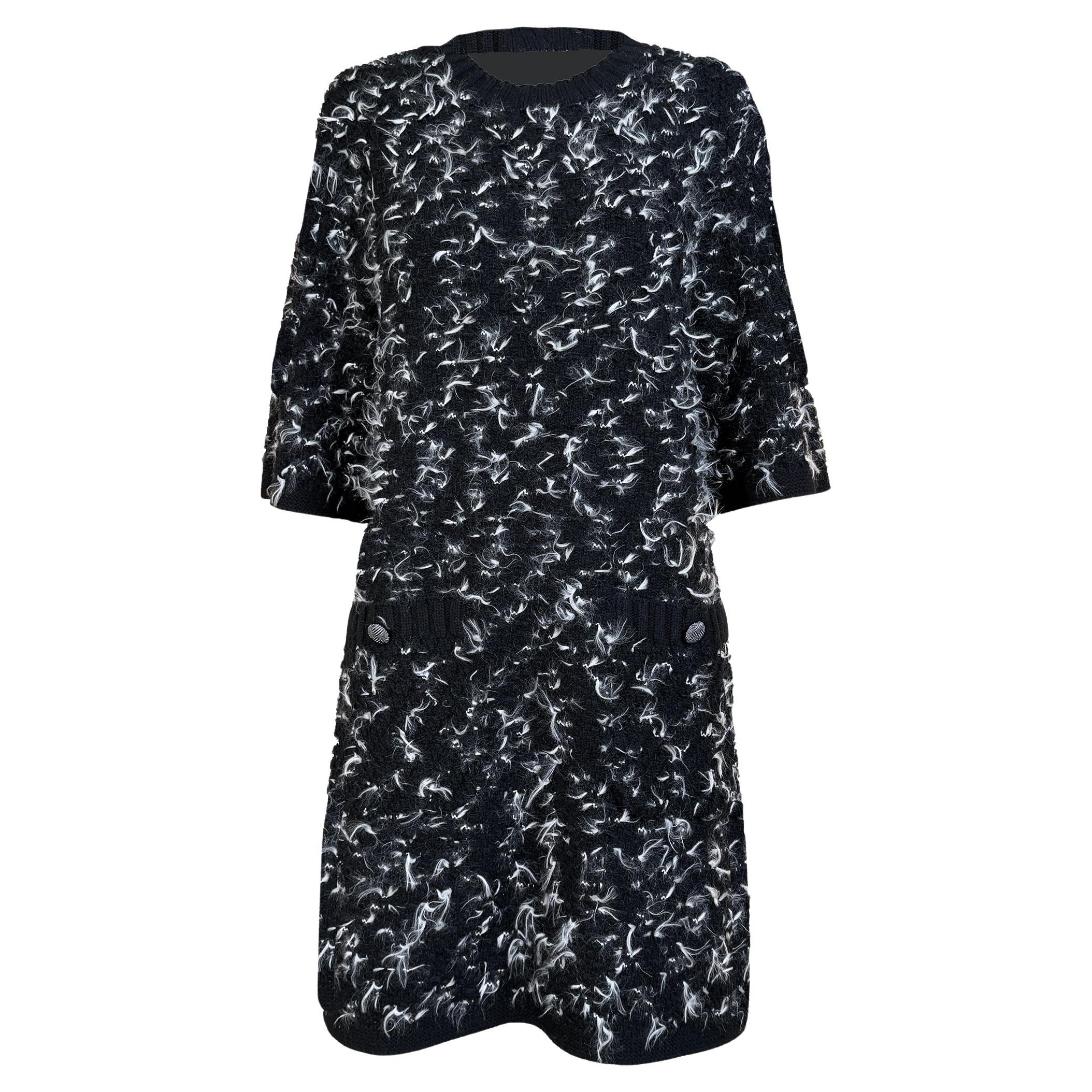 CHANEL 6K$ New Paris / Salzburg CC Buttons Fluffy Dress 40 FR