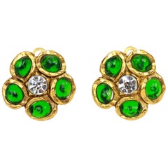 Chanel Clips d'oreilles vintage en forme de fleur en or Gripoix, années 70