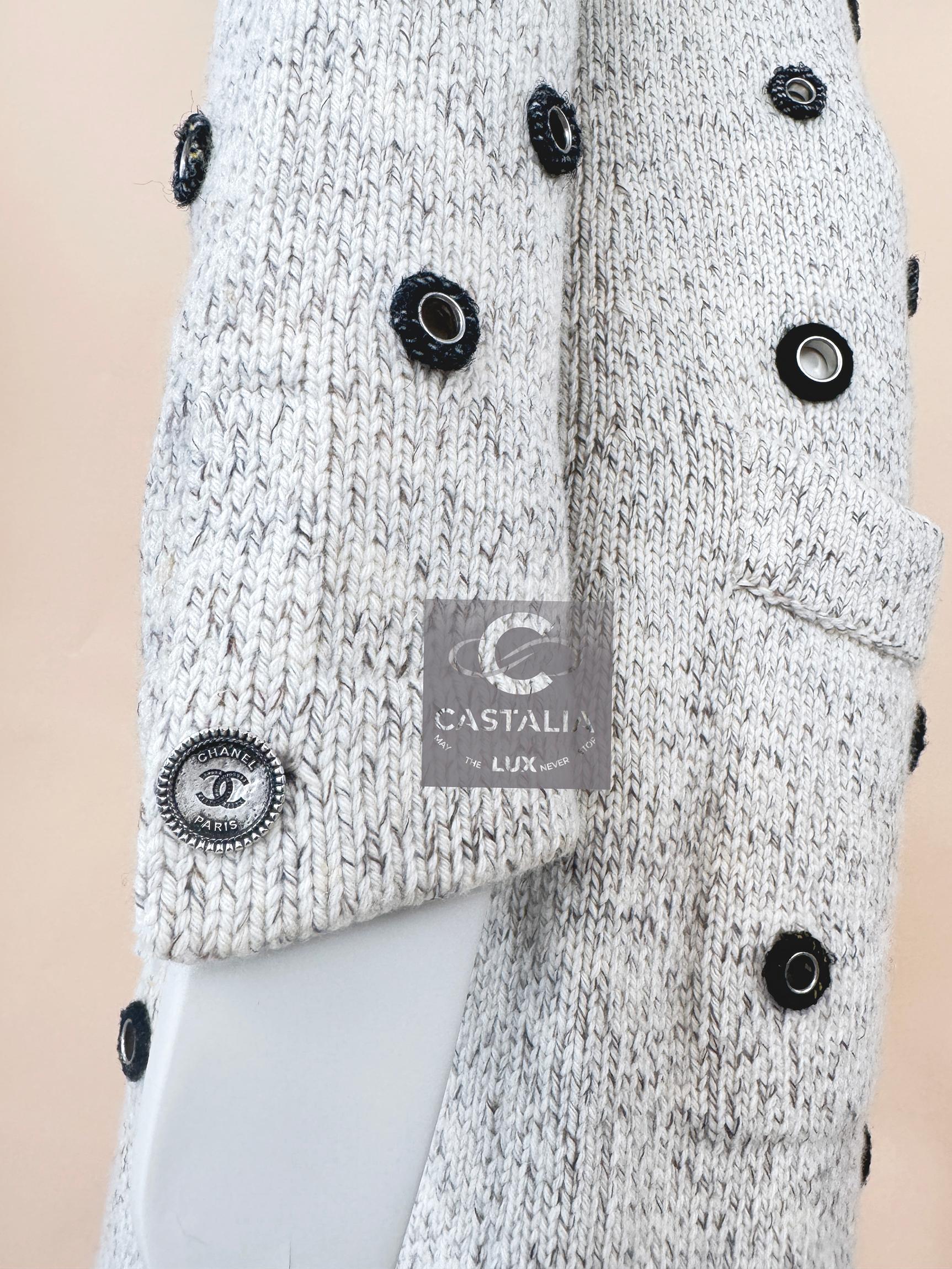 Chanel 7K$ Embellished Cashmere Cardi Coat 8