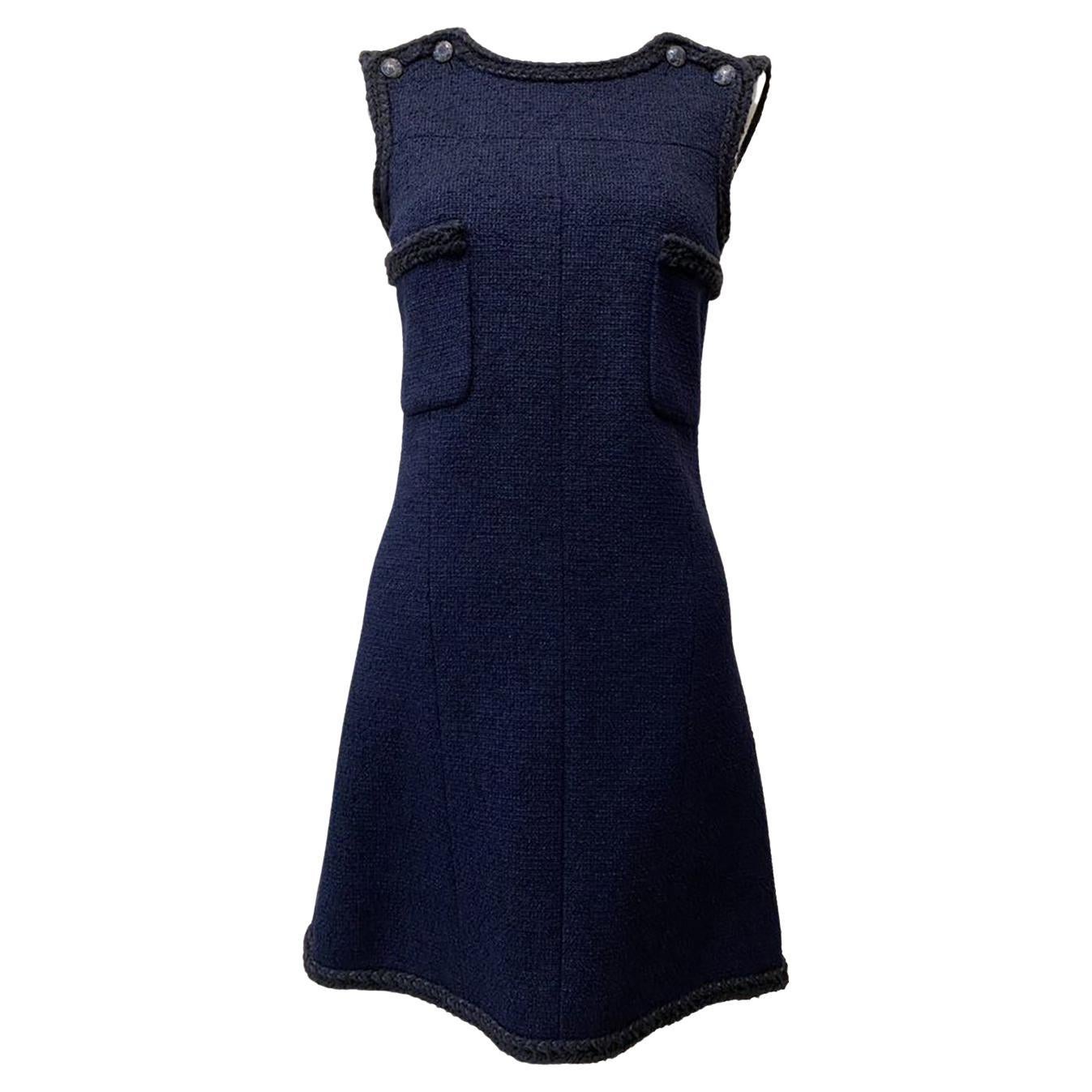 Chanel 7K$ Globalization Timeless Navy Tweed Dress 34 FR in vendita