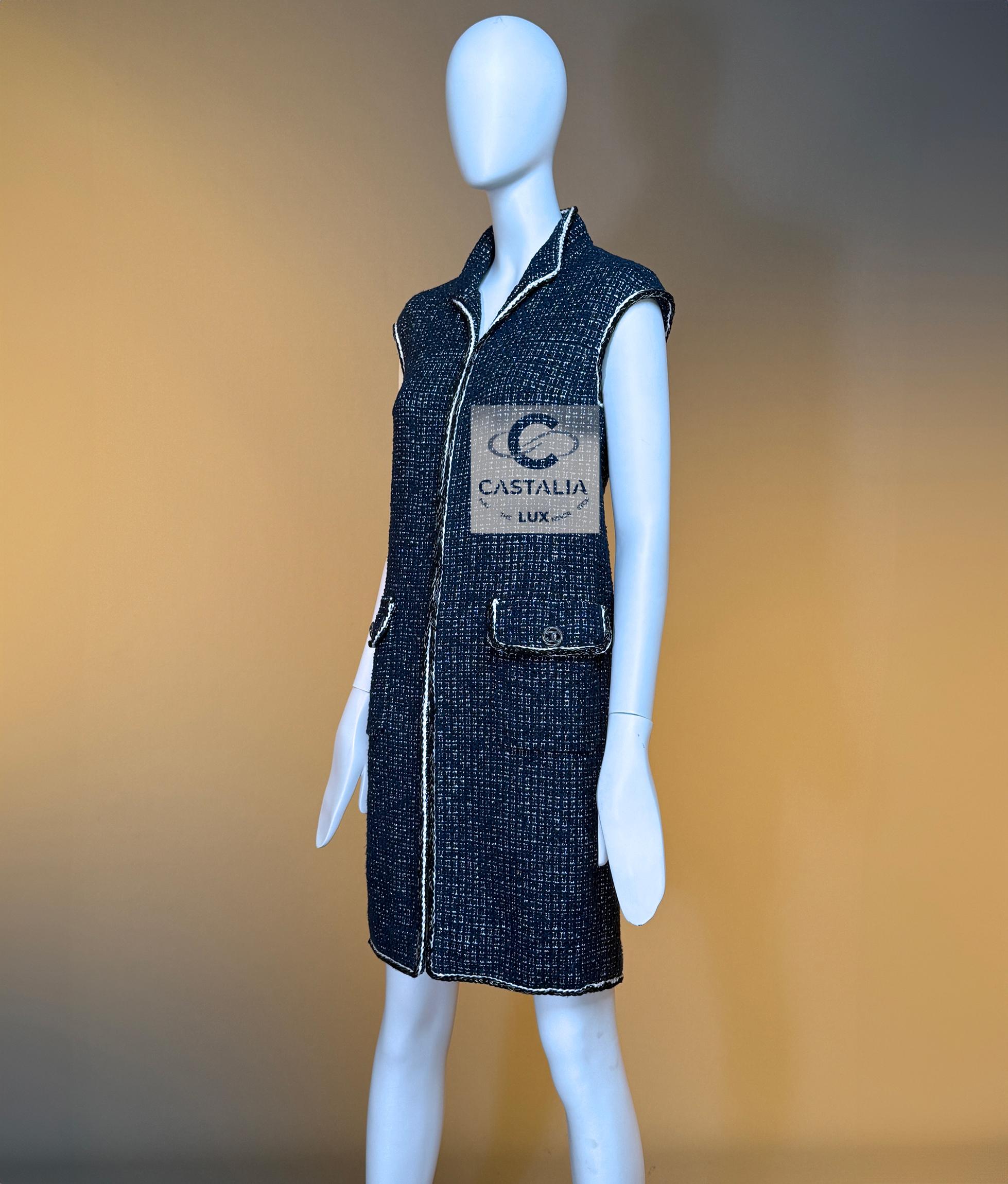 Chanel 7K$ Giacca in tweed illuminata Gilet 34 FR in vendita 5