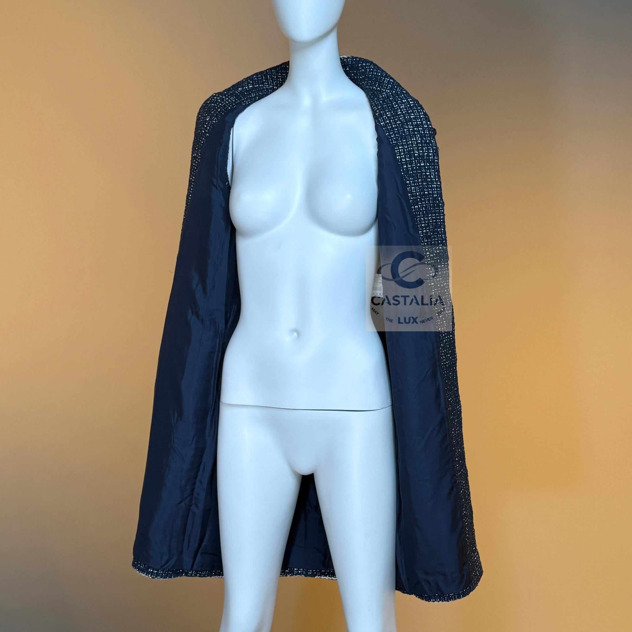 Chanel 7K$ Giacca in tweed illuminata Gilet 34 FR in vendita 8