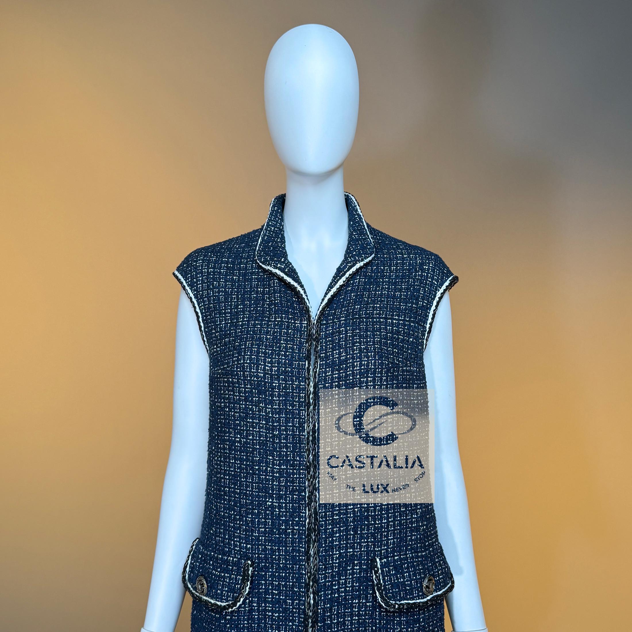 da uomo o donna Chanel 7K$ Giacca in tweed illuminata Gilet 34 FR in vendita