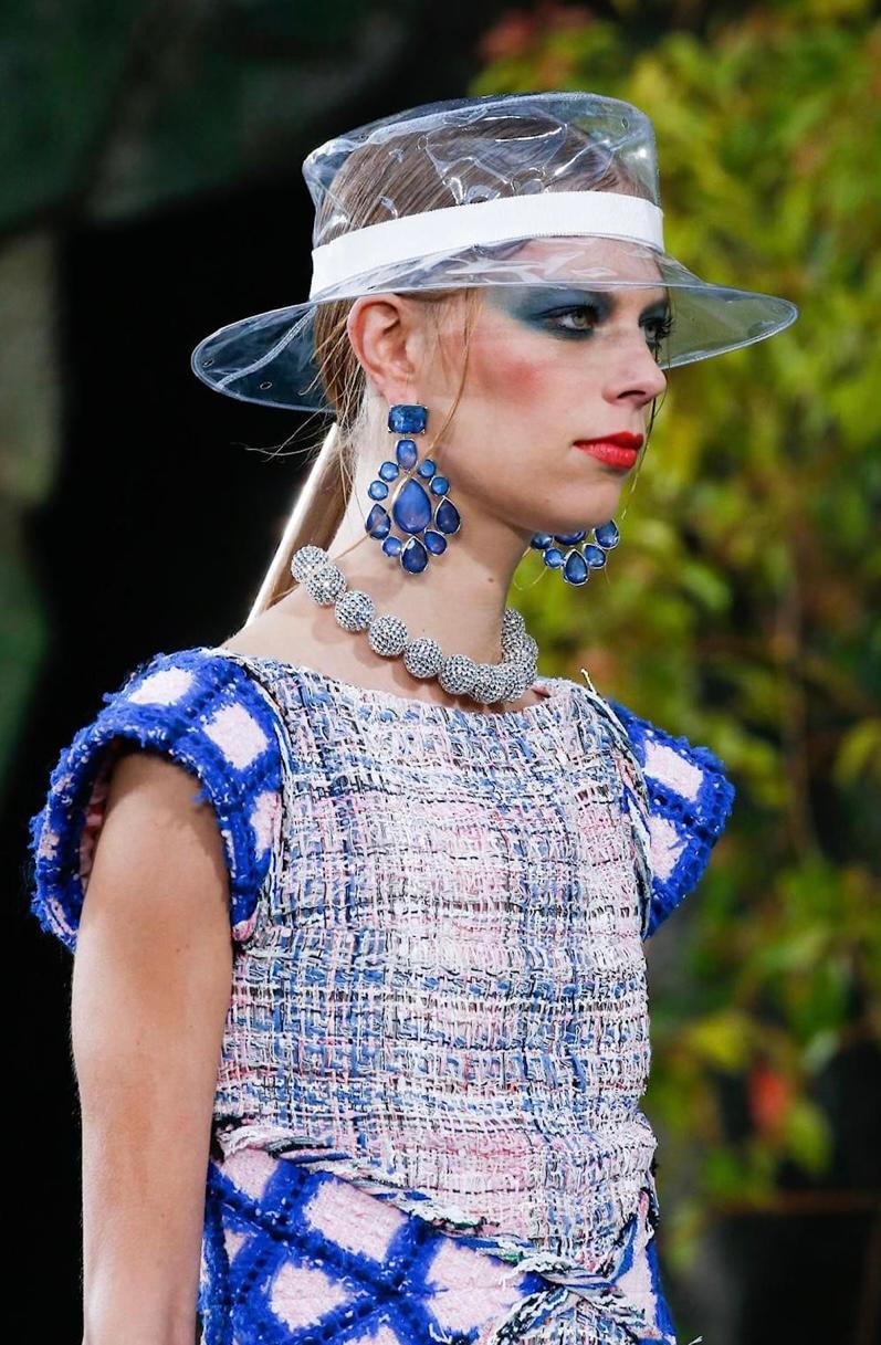 Vestido de tweed Chanel 7K$ Nueva Pasarela Primavera 2018 2