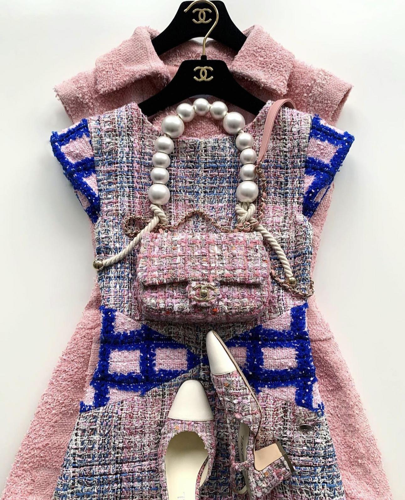 Vestido de tweed Chanel 7K$ Nueva Pasarela Primavera 2018 en Nuevo Estado en Dubai, AE