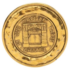 Chanel 80 s Rue Cambon Round Pin