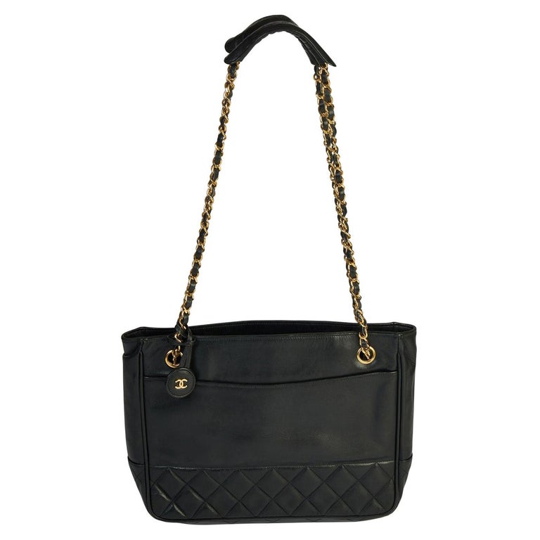 Chanel 80s Black Vintage Leather Shoulder Chain Bag For Sale at 1stDibs