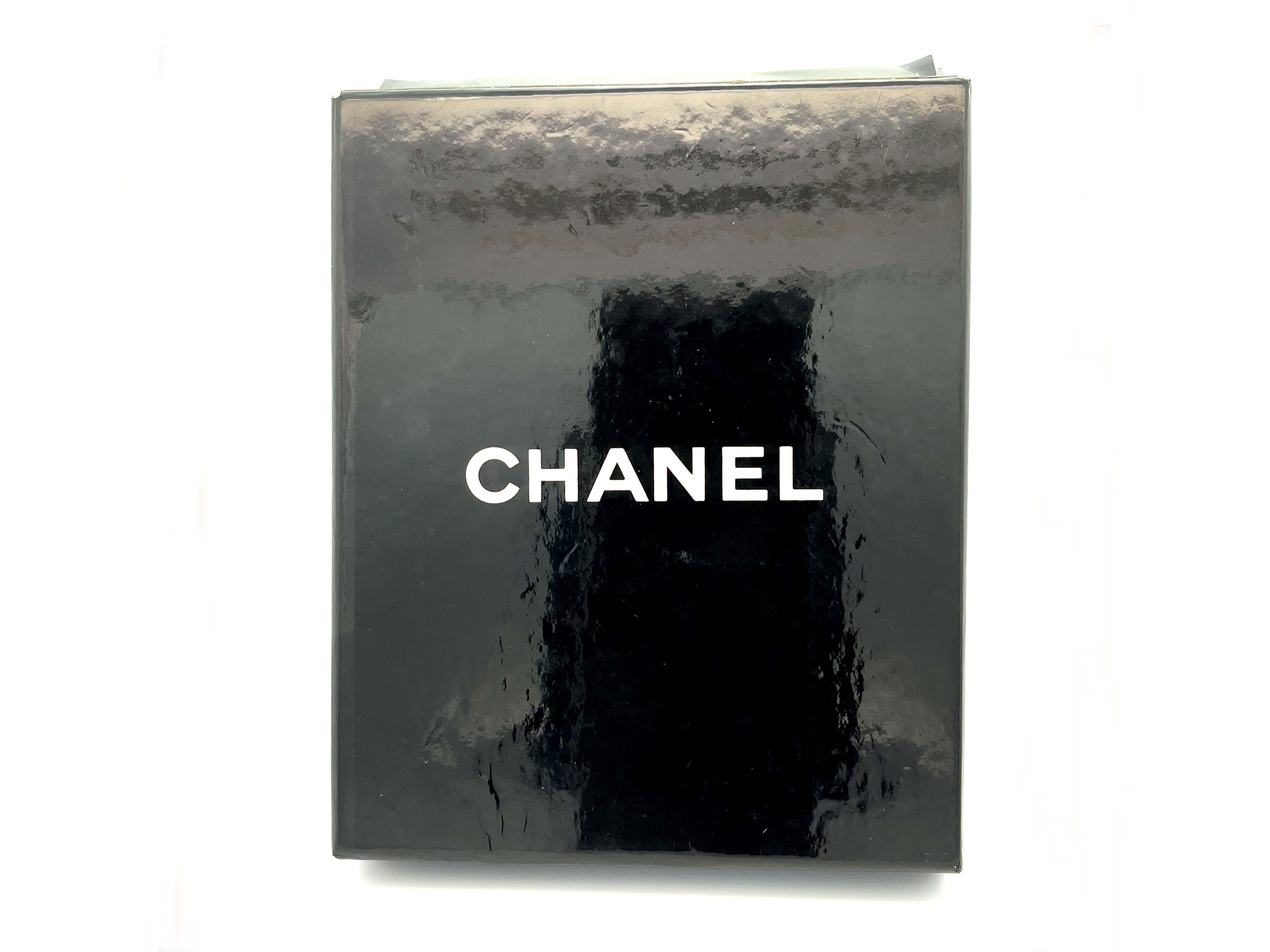 bottoni chanel