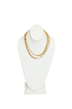 Chanel 80s Gripoix Pearl & Gold Sautoir Necklace